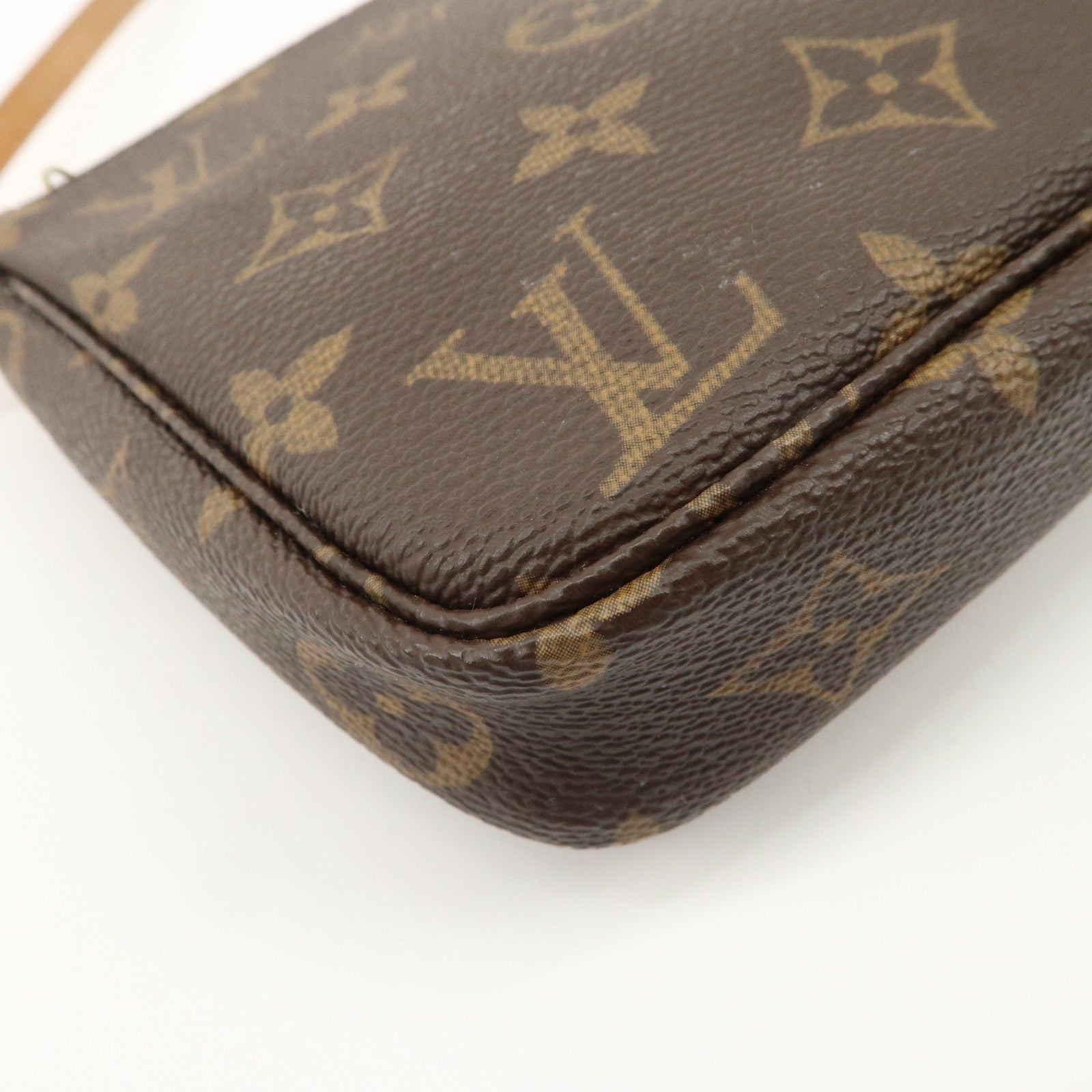 Louis Vuitton Monogram Pochette Accessoires Pouch M51980