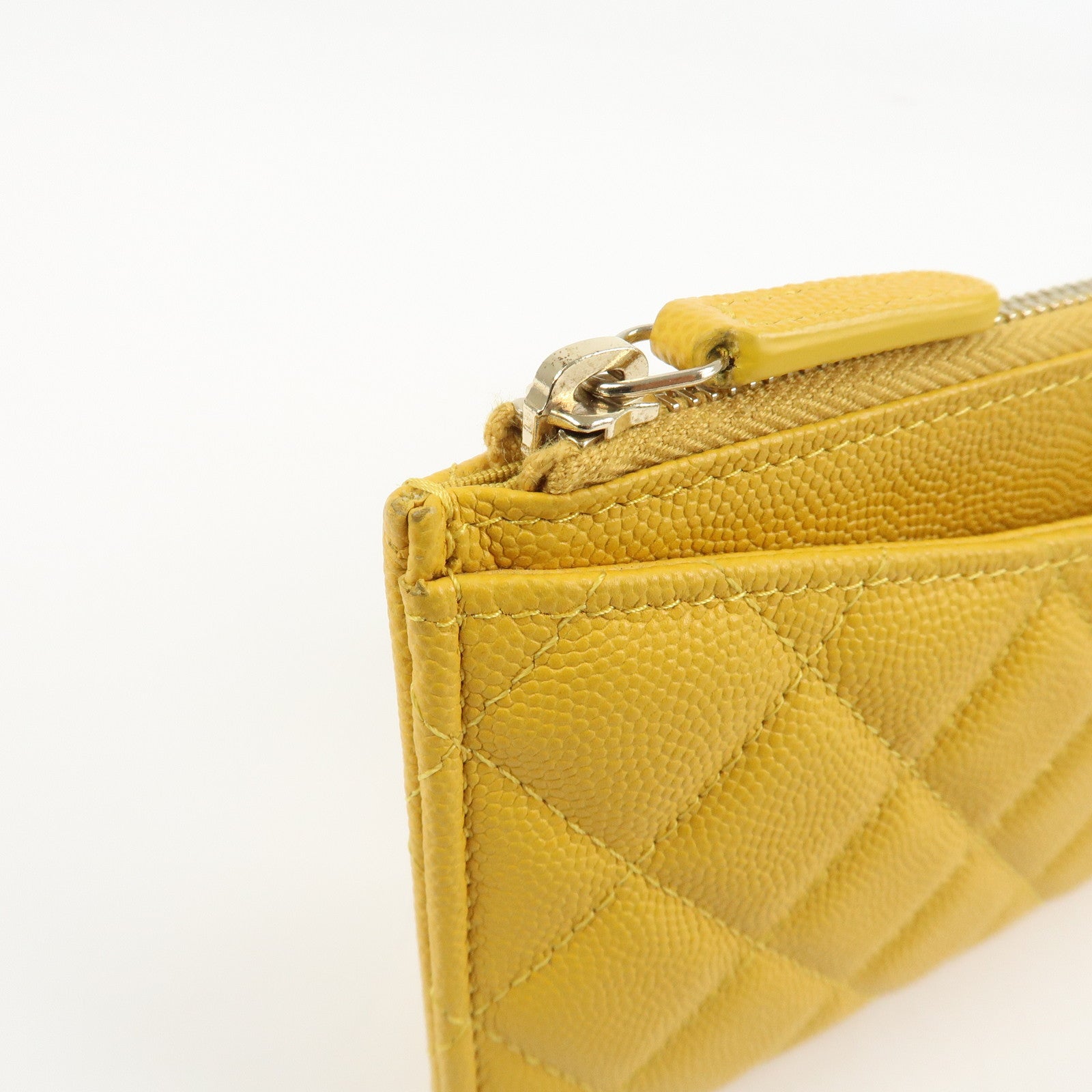 CHANEL Matelasse Caviar Skin Fragment Case Card Case Yellow