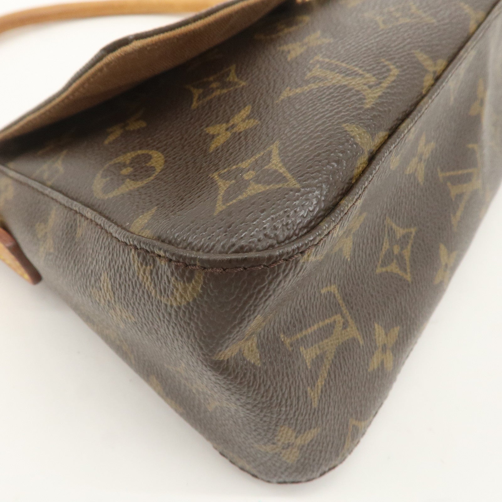 Louis Vuitton Monogram Mini Looping Shoulder Bag Hand Bag M51147