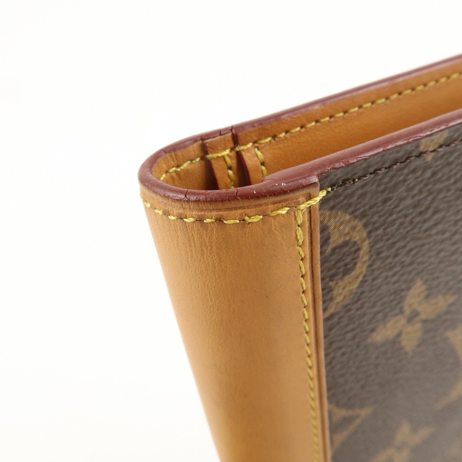 Louis Vuitton Monogram Portefeuille Brazza Bi-fold Wallet M69029