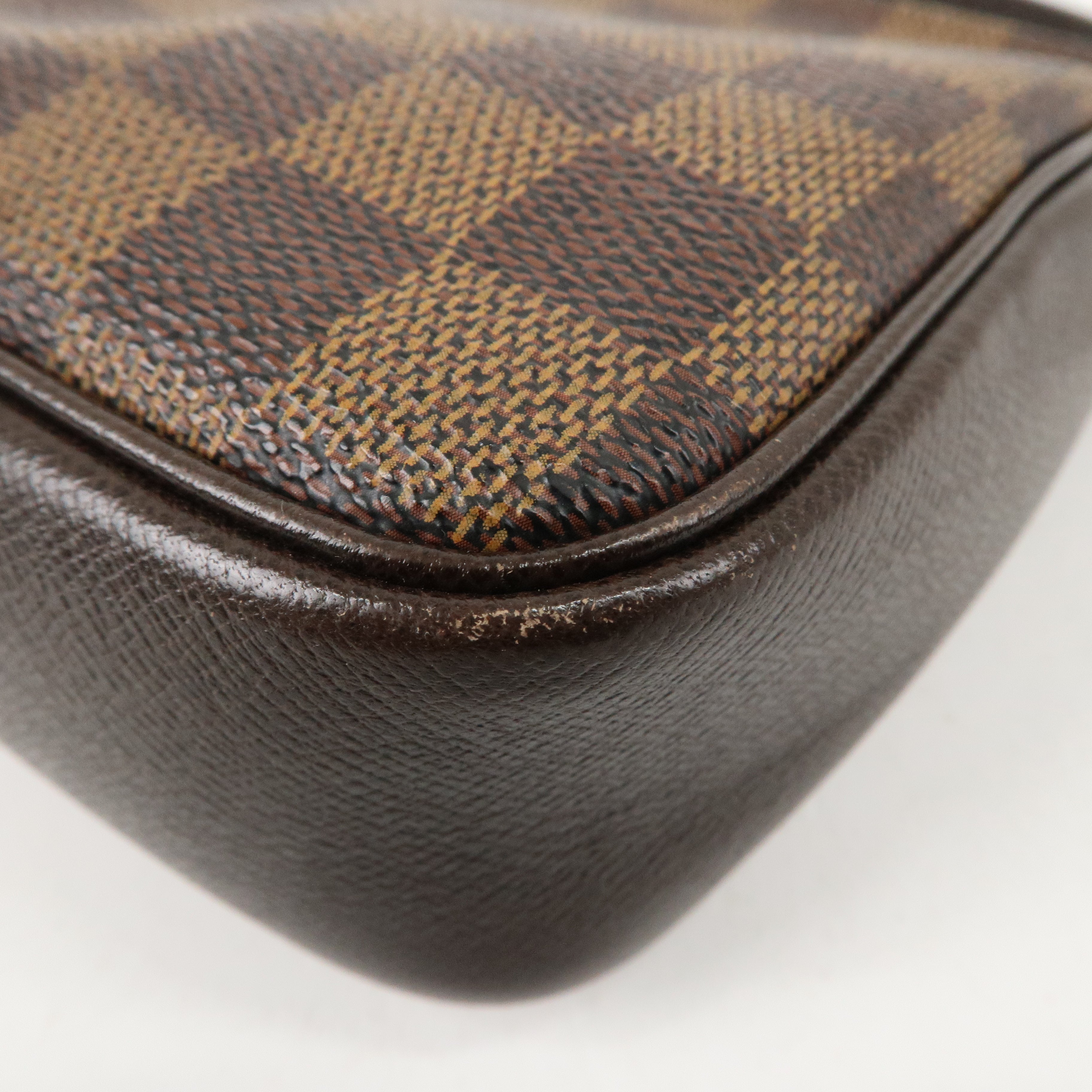 Louis Vuitton Damier Trousse Makeup Accessory Pouch N51982