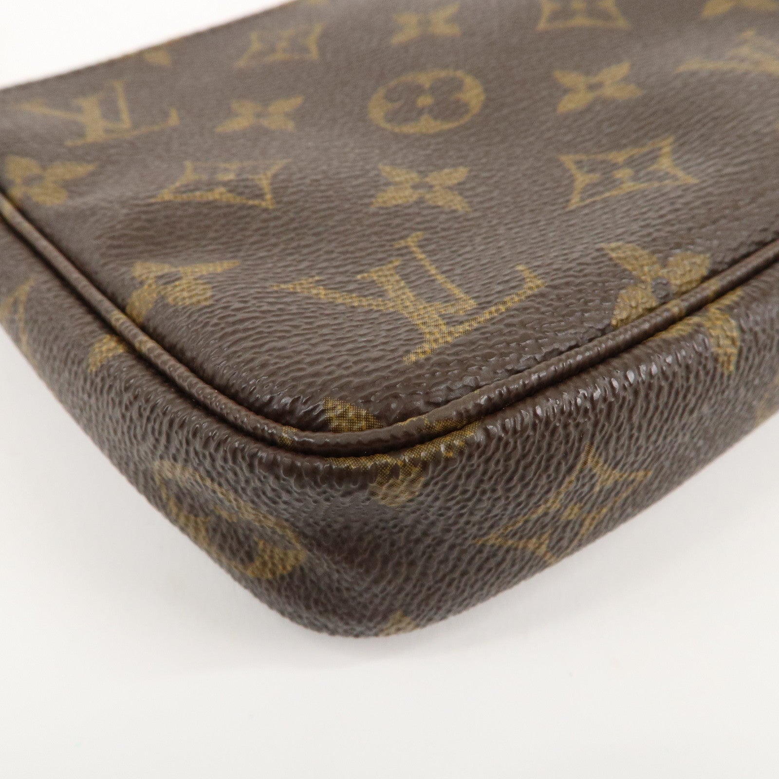 Louis Vuitton Monogram Pochette Accessoires Pouch M51980