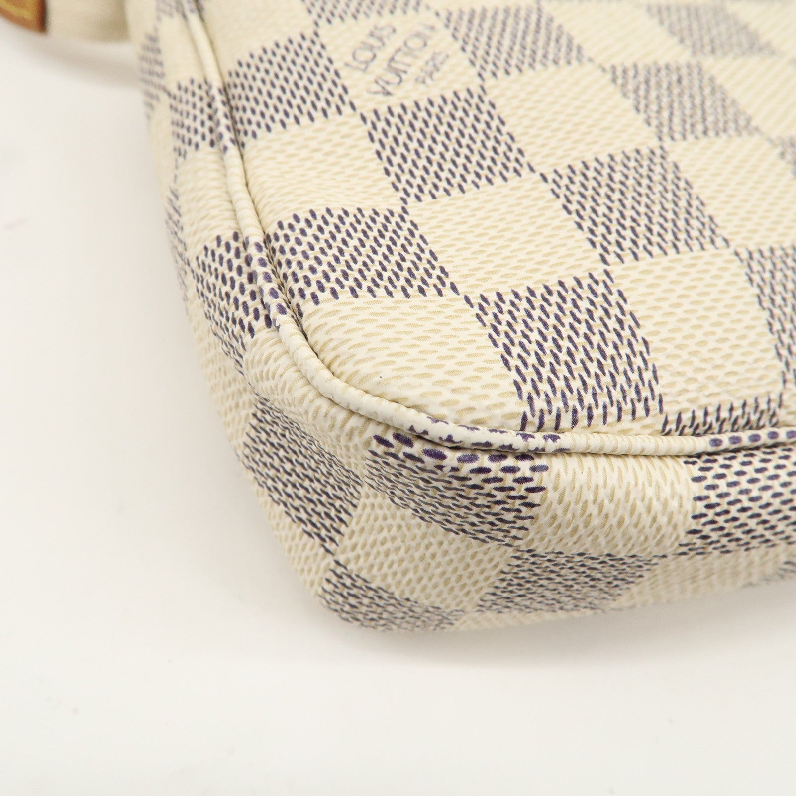 Louis Vuitton Damier Azur Pochette Accessoires Pouch N51986