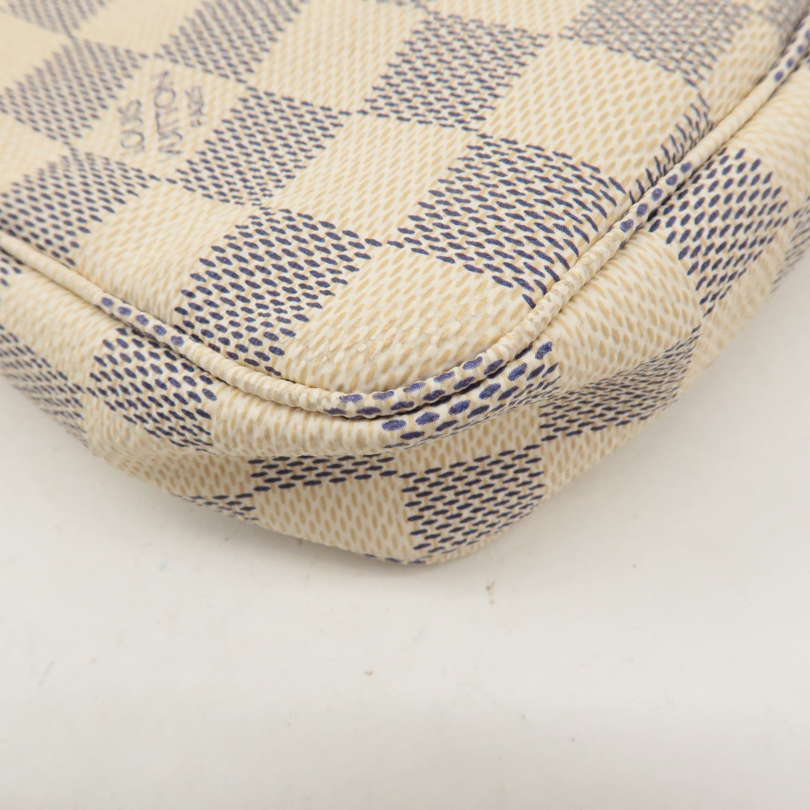 Louis Vuitton Damier Azur Pochette Accessoires Pouch N51986