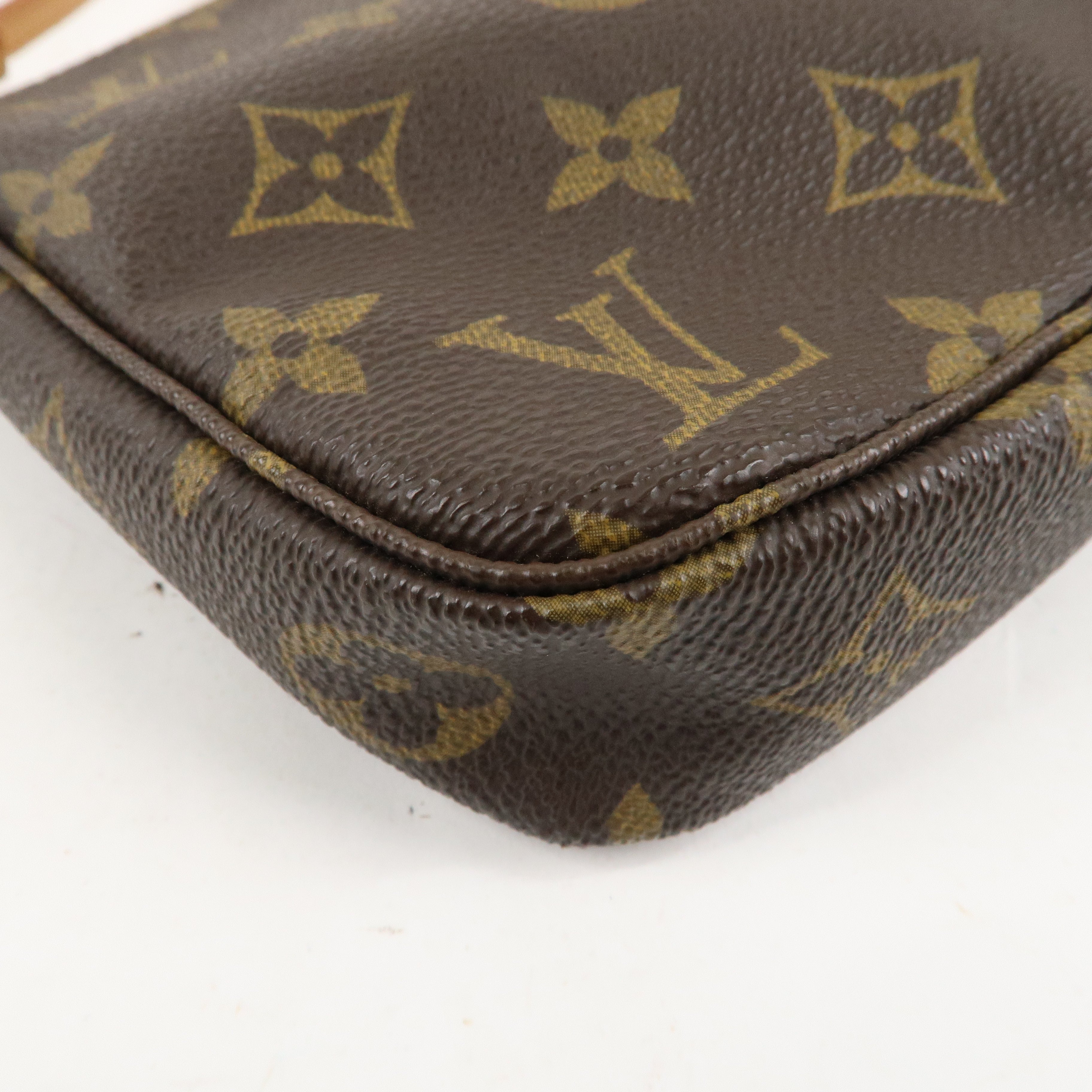 Louis Vuitton Monogram Pochette Accessoires Pouch M51980