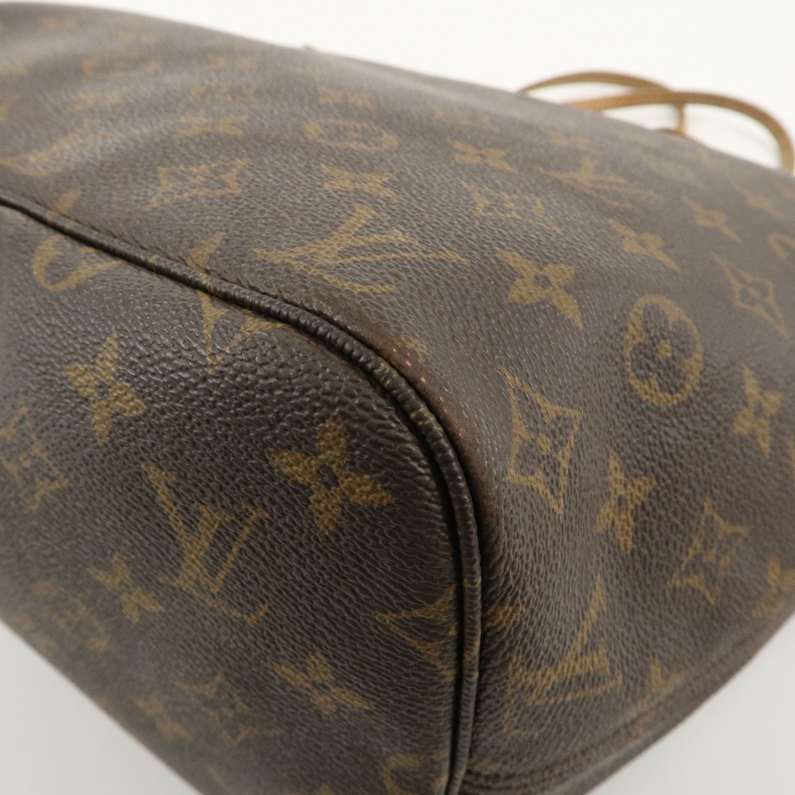 Louis Vuitton Monogram Neverfull MM Tote Bag Brown M40156