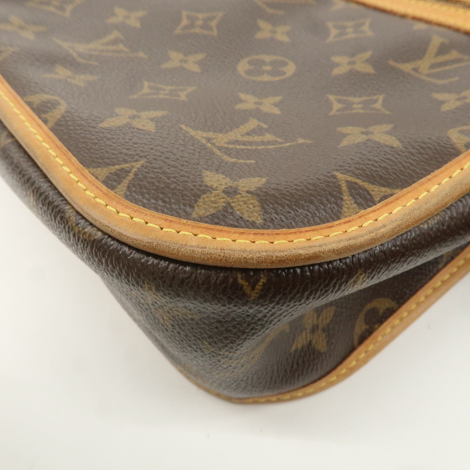 Louis Vuitton Monogram Messenger Bosphore PM Shoulder Bag M40106