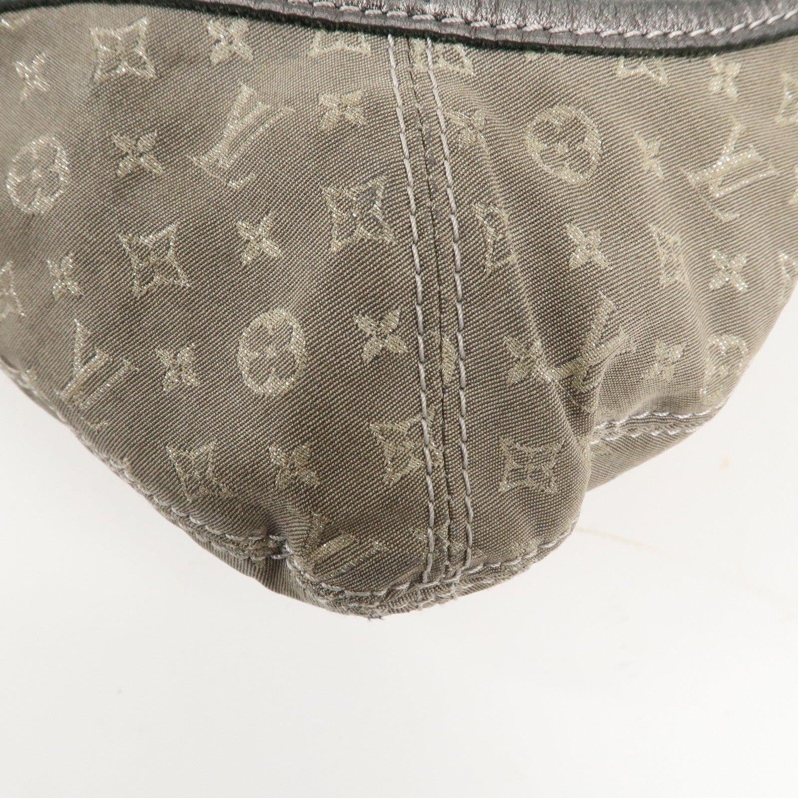 Louis Vuitton Monogram MiniLin Manon MM ShoulderBag Platine M95618