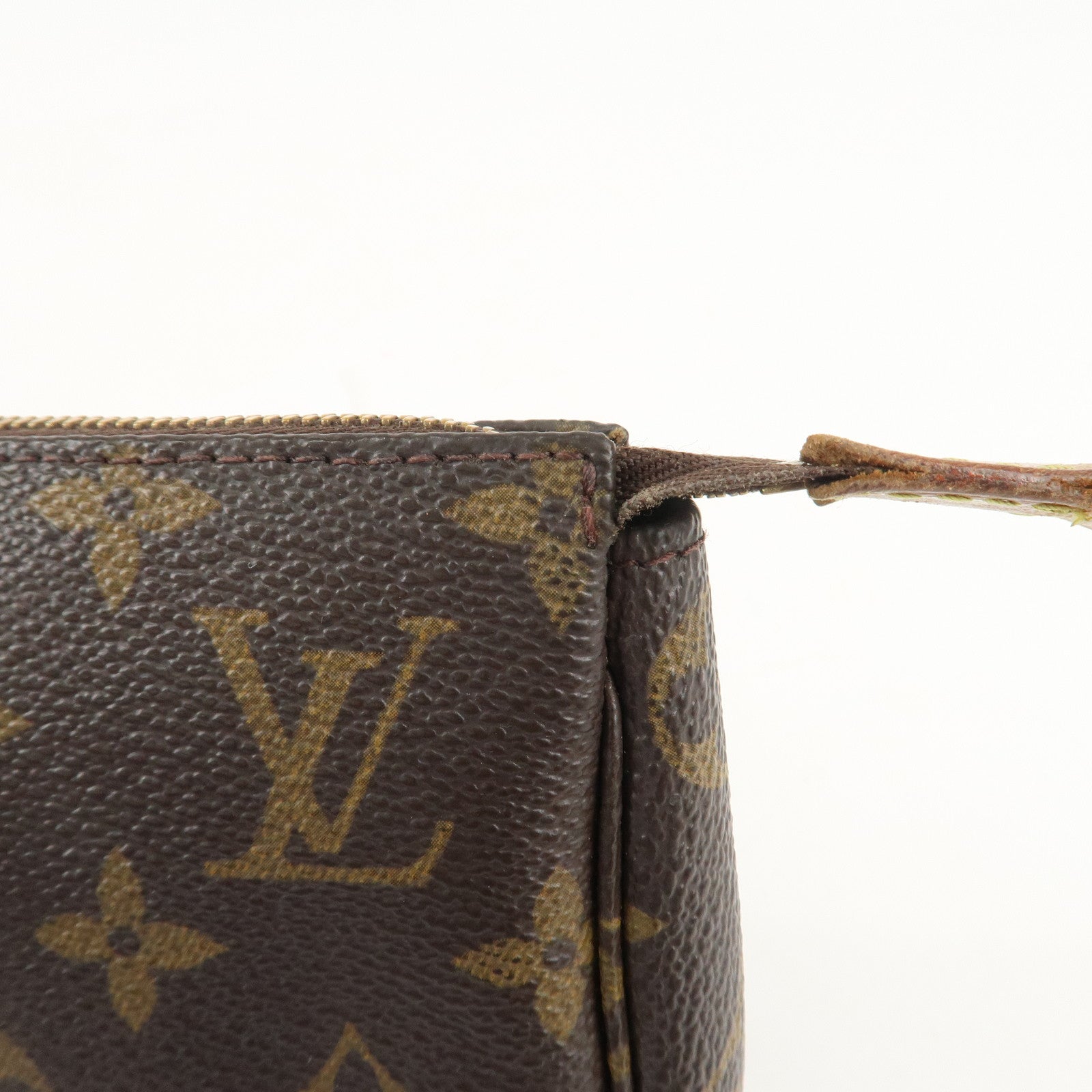 Louis Vuitton Monogram Pochette Accessoires Pouch M51980