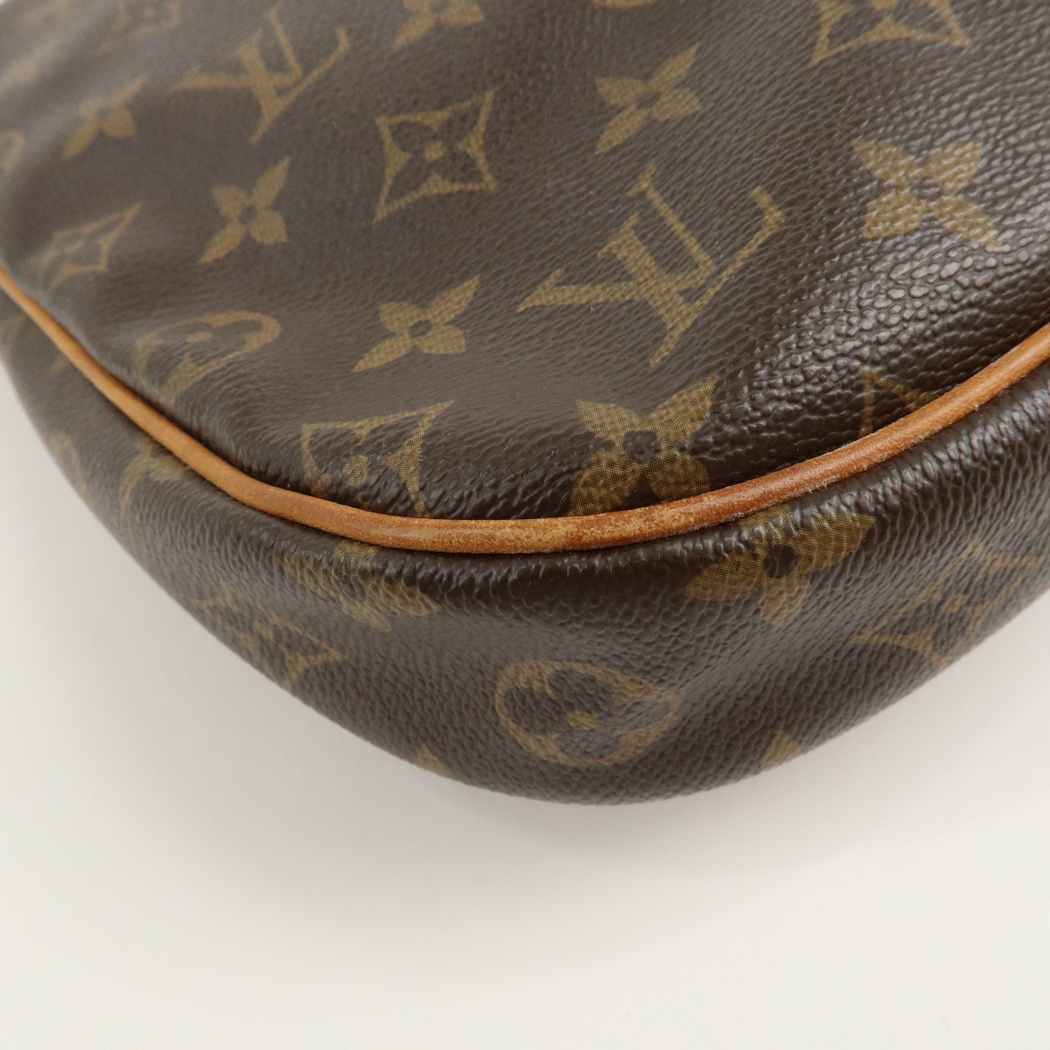 Louis Vuitton Monogram Odeon PM Crossbody Shoulder Bag M56390 Used