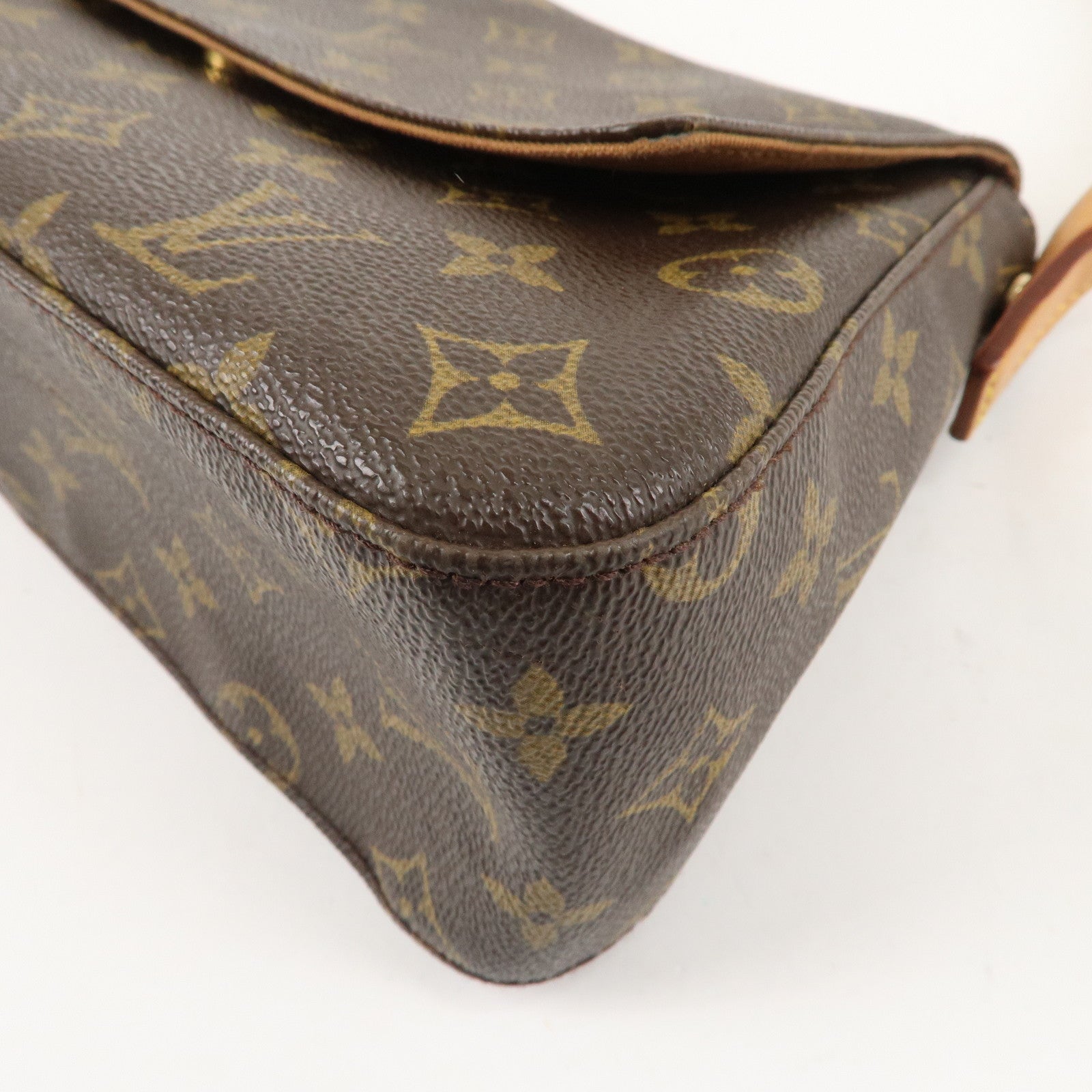 Louis Vuitton Monogram Mini Looping Shoulder Bag Hand Bag M51147