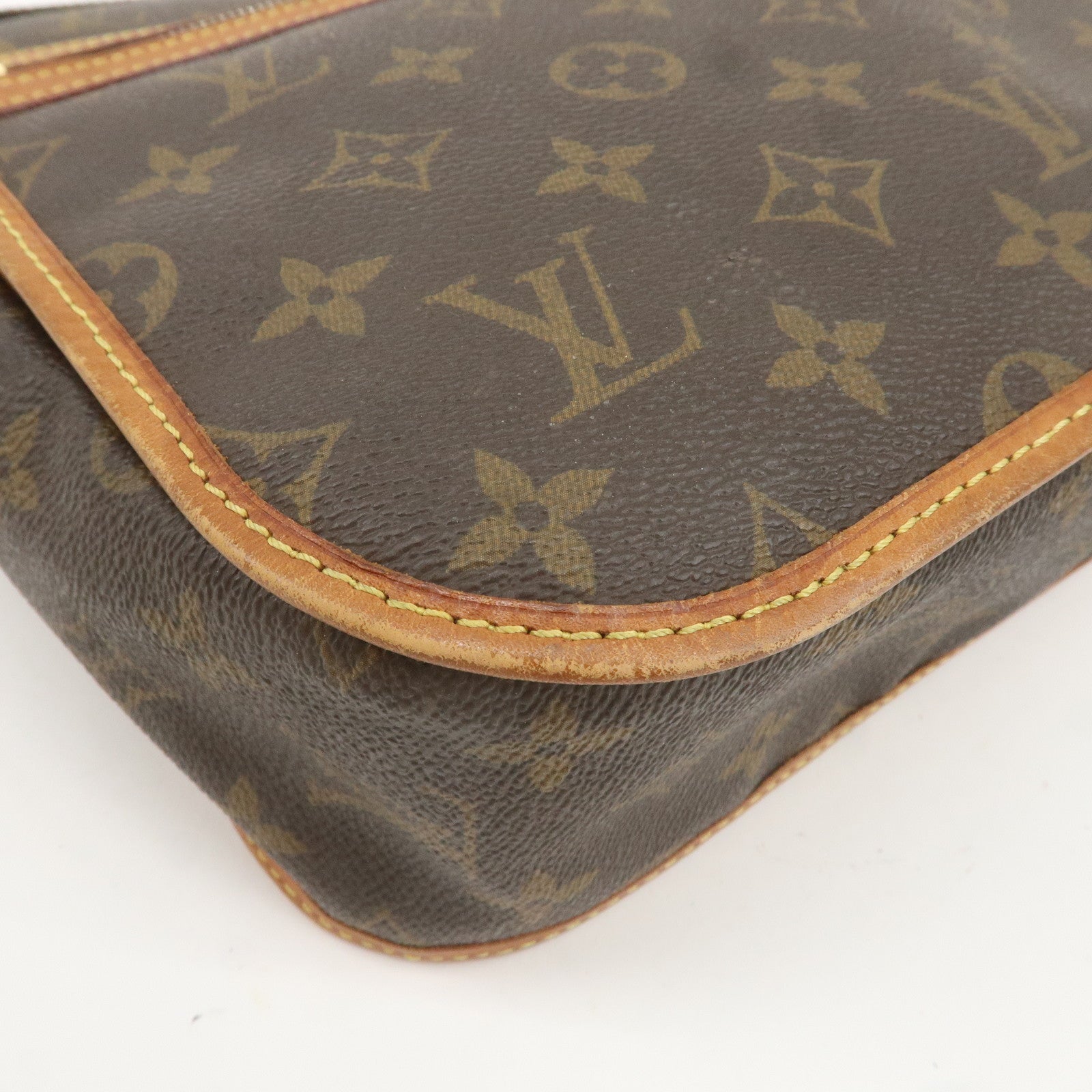 Louis Vuitton Monogram Messenger Bosphore PM Shoulder M40106