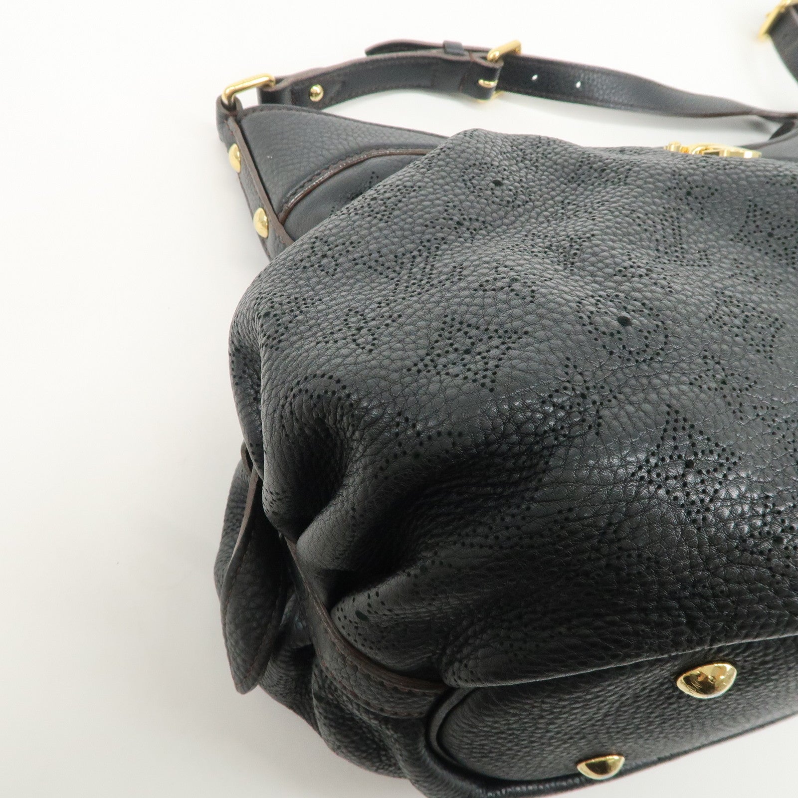 Louis Vuitton Monogram Mahina XS Shoulder Bag Black M95660