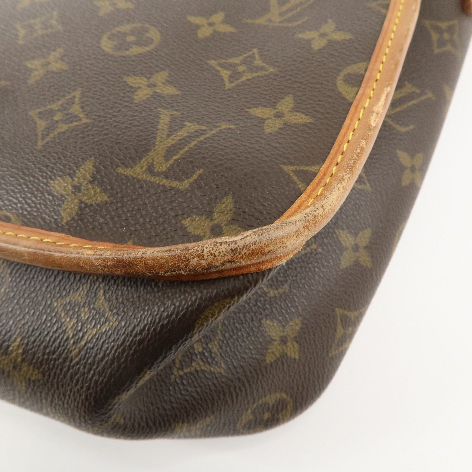 Louis Vuitton Monogram Gibessiﾃｨre GM Shoulder Bag M42249