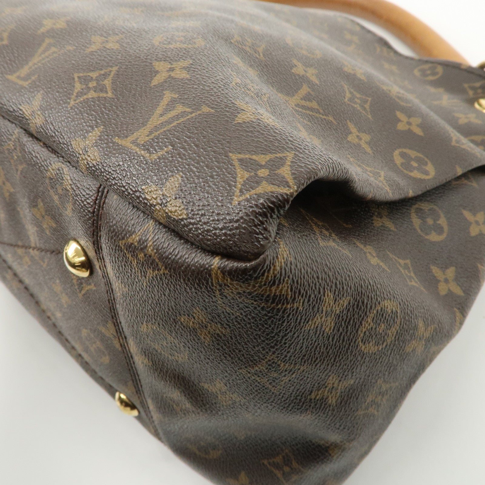 Louis Vuitton Monogram Artsy MM Shoulder Bag M40249