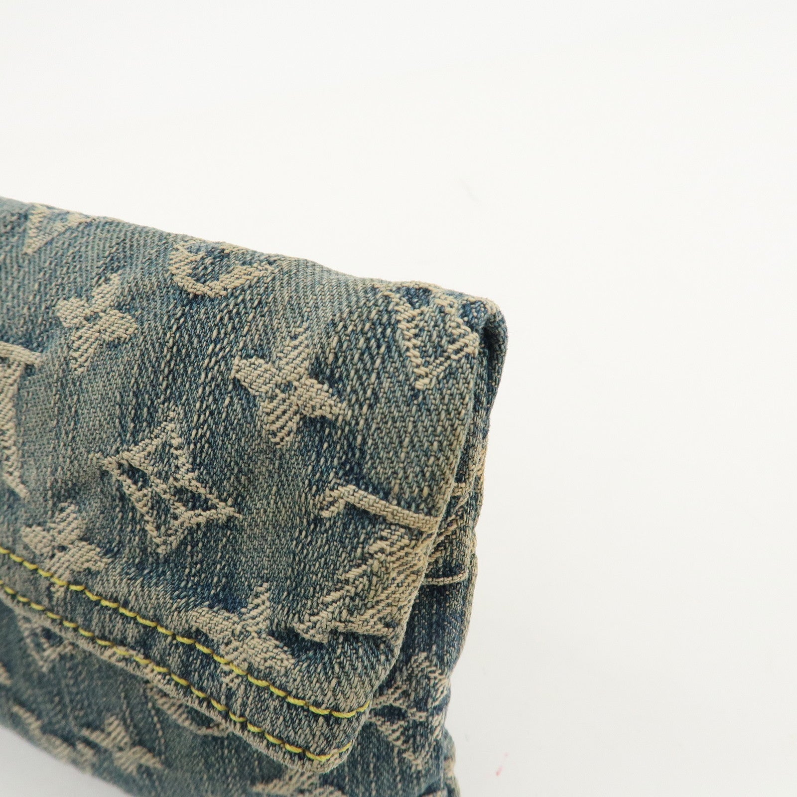 Louis Vuitton Monogram Denim Pochette Plat Pouch M95007 Used