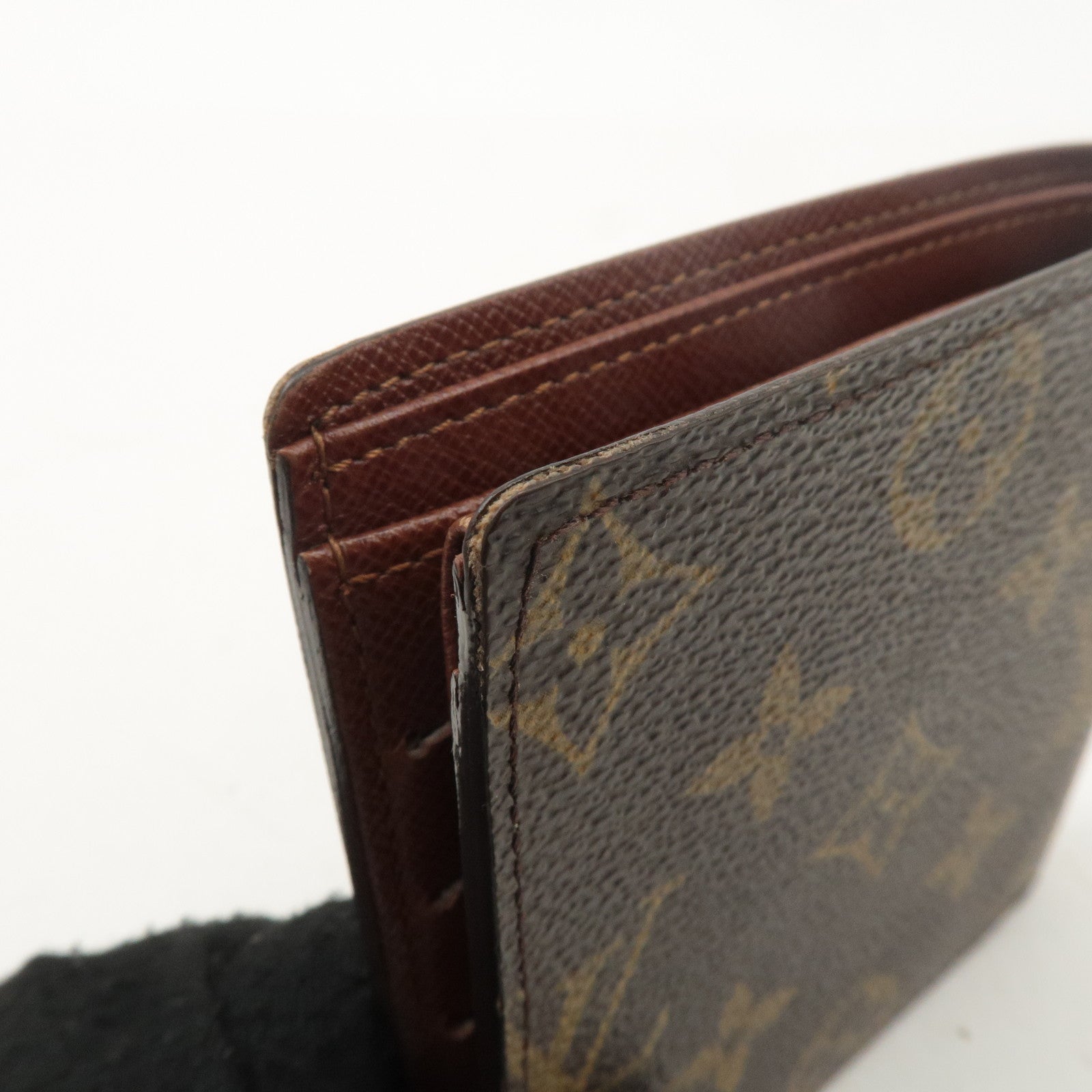 Louis Vuitton Monogram Portefeuille Marco Bi-fold Wallet M61675