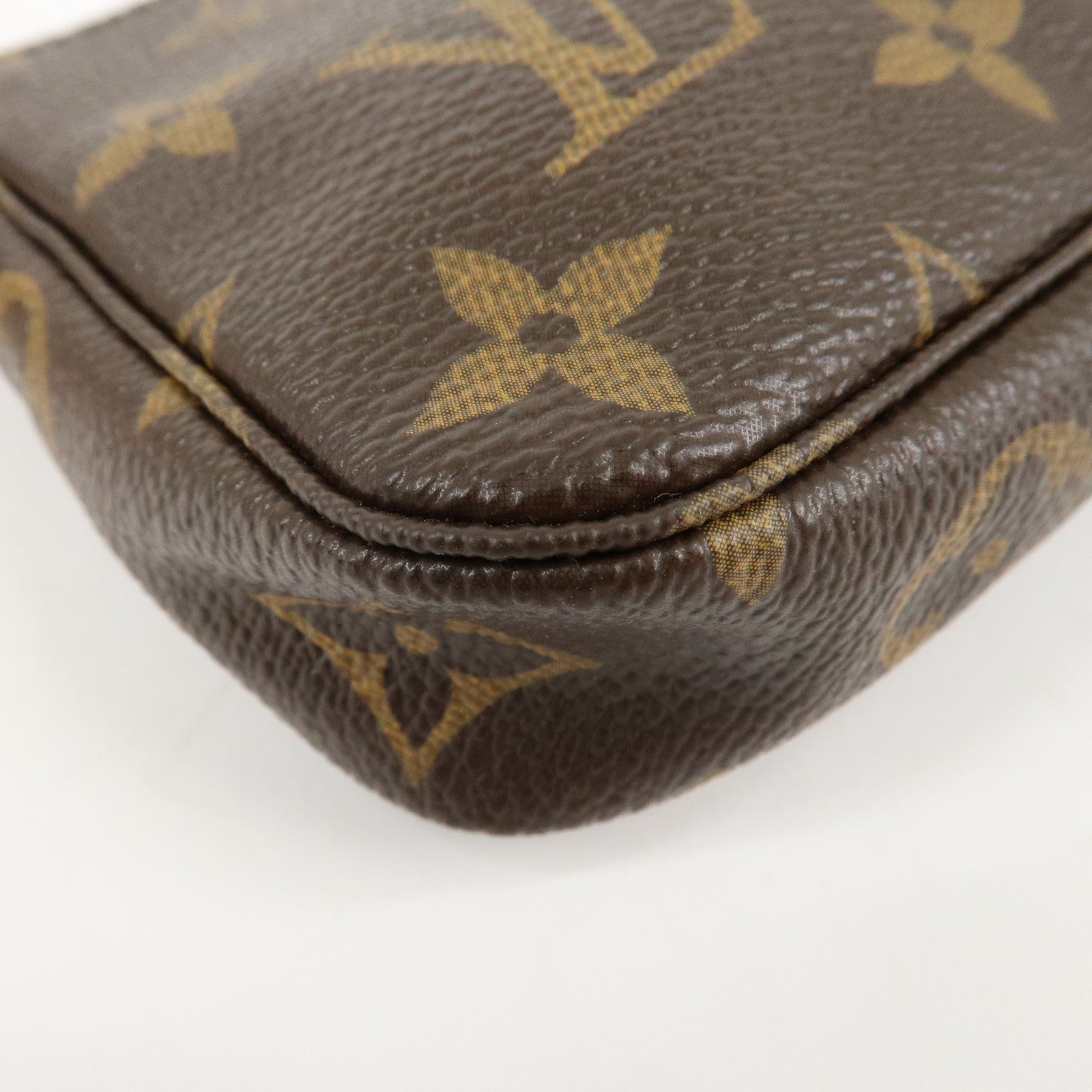 Louis Vuitton Monogram Mini Pochette Accessoires Pouch M58009 Used