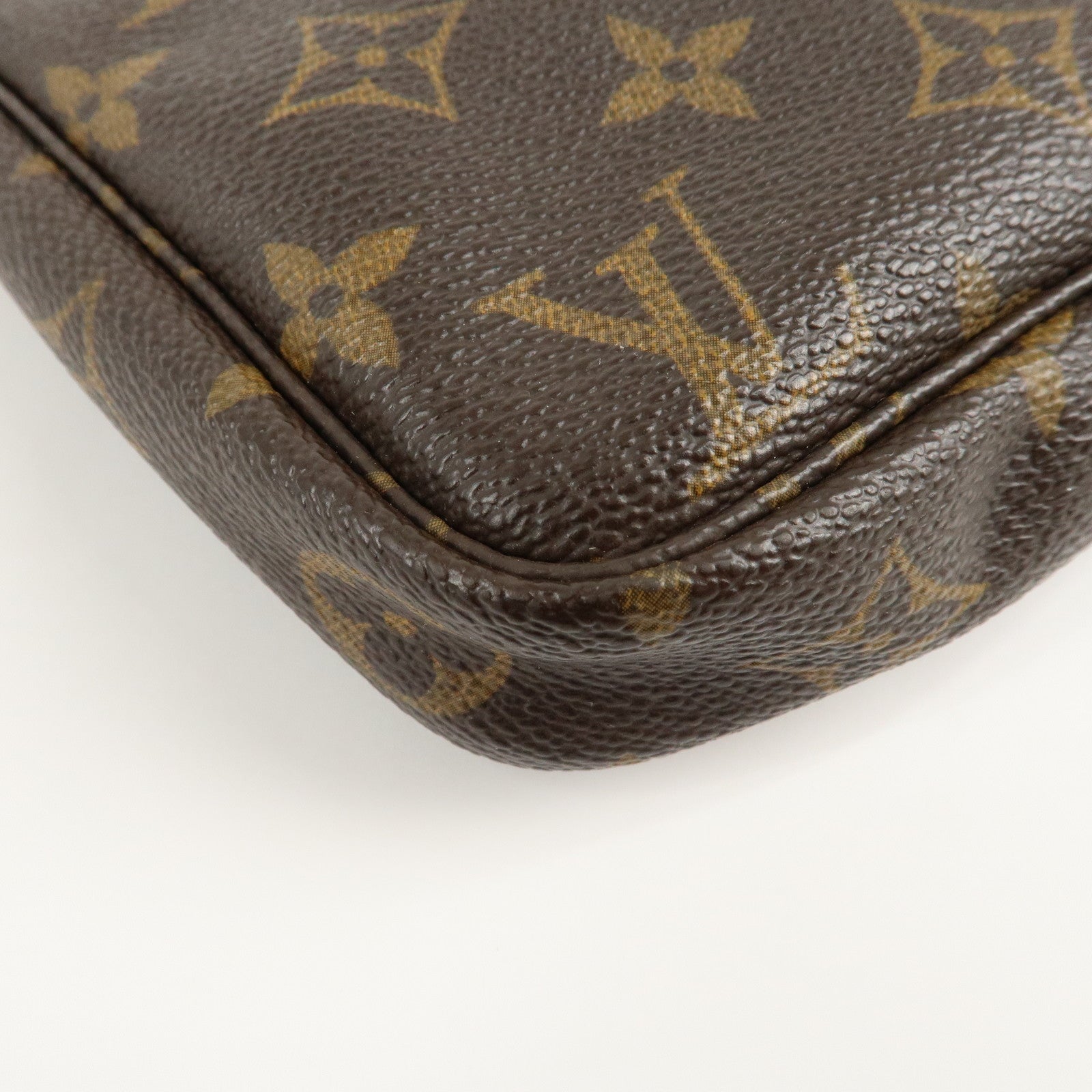 Louis Vuitton Monogram Pochette Accessoires Pouch M51980