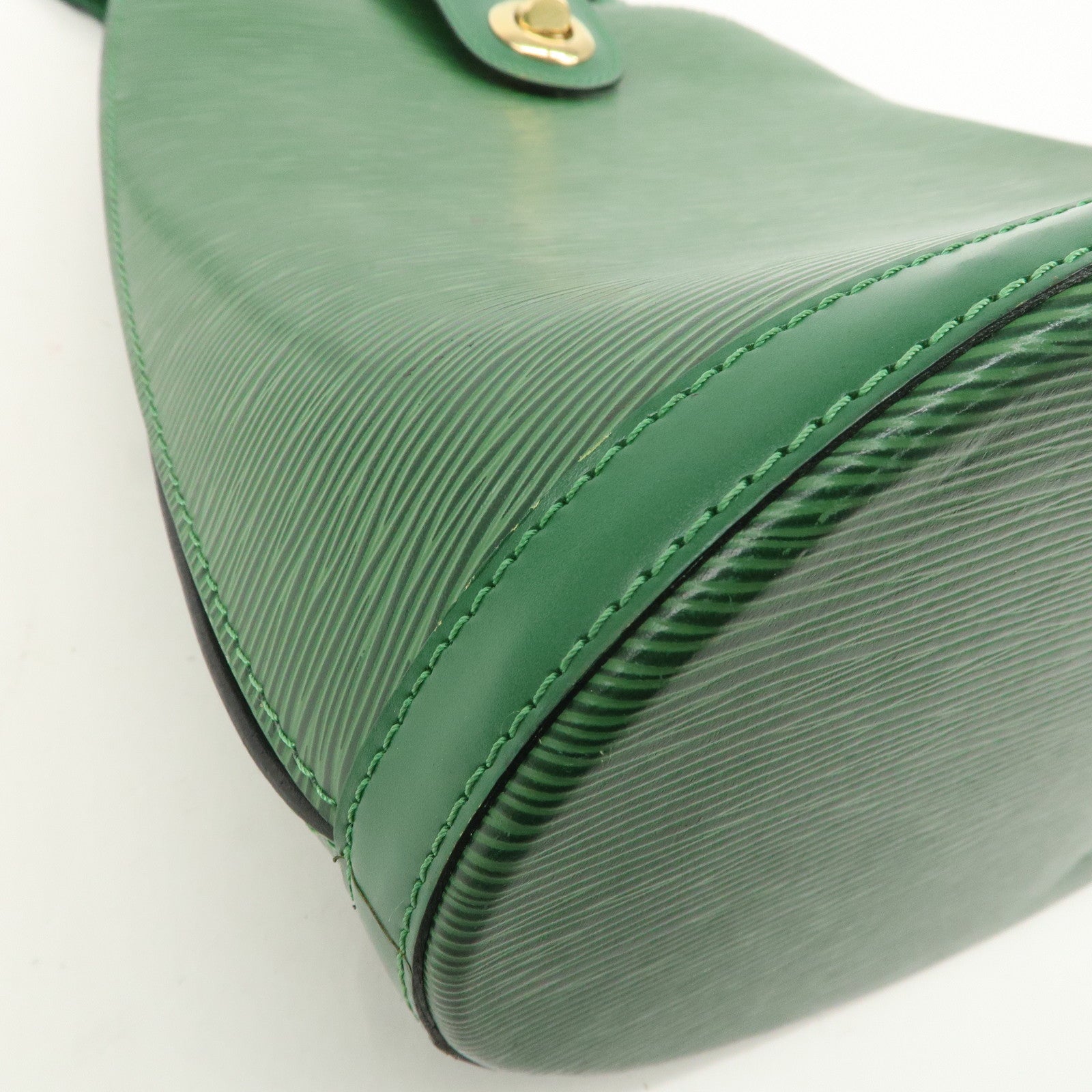 Louis Vuitton Epi Cluny Shoulder Bag Borneo Green M52254 Used