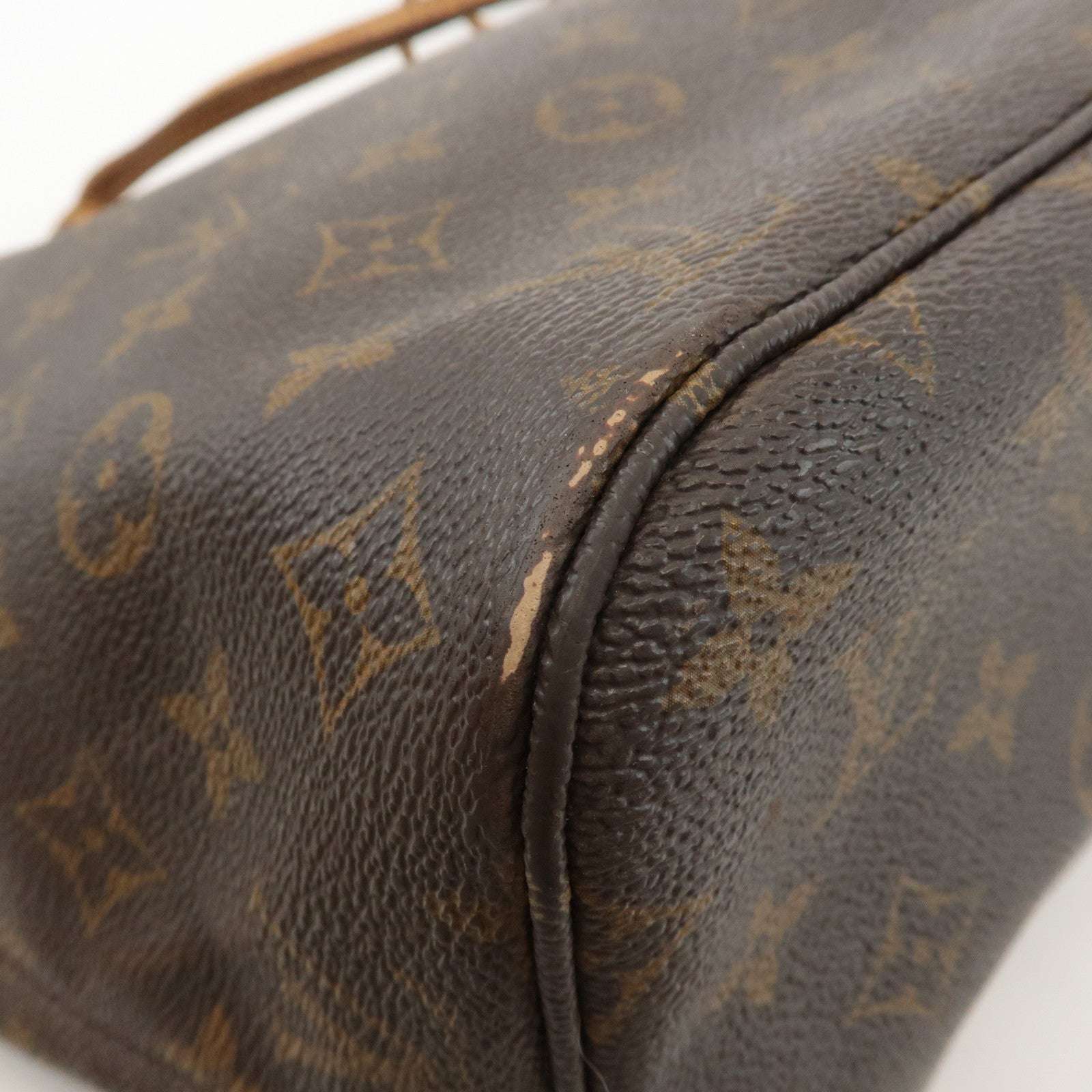 Louis Vuitton Monogram Neverfull MM Tote Bag Brown M40156