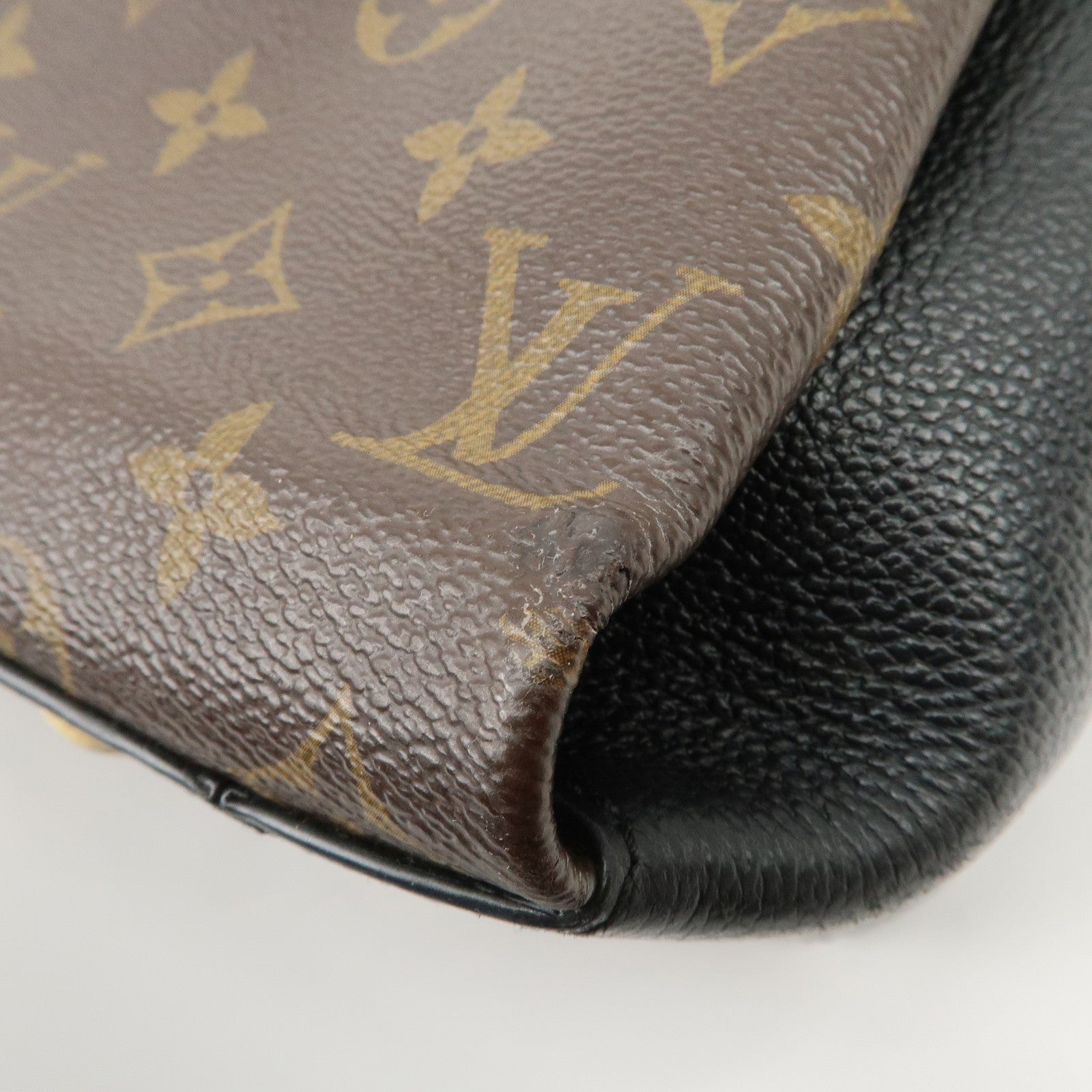 Louis Vuitton Monogram Suresnes MM Shouler bag Noir M43772 Used