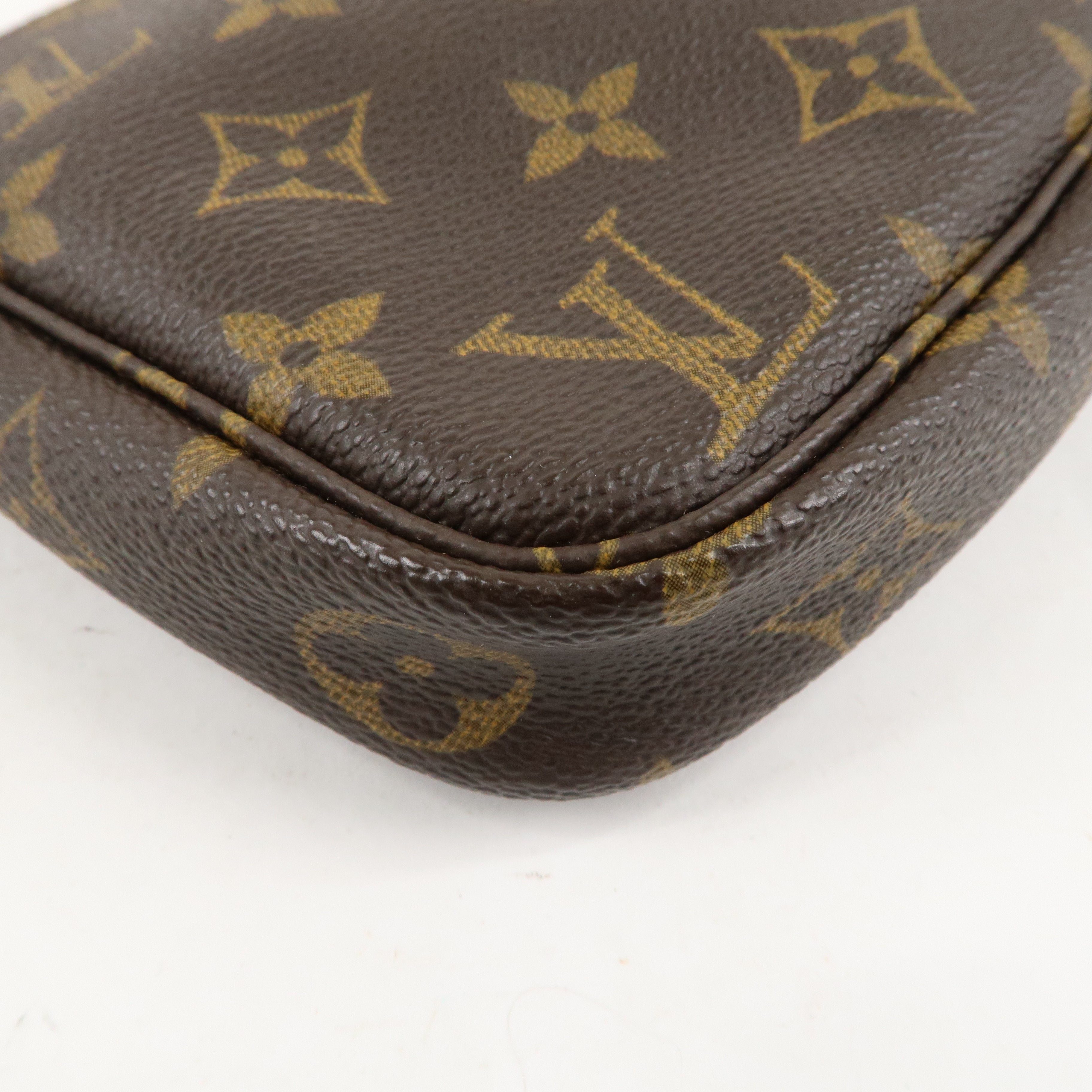 Louis Vuitton Monogram Pochette Accessoires Pouch M51980