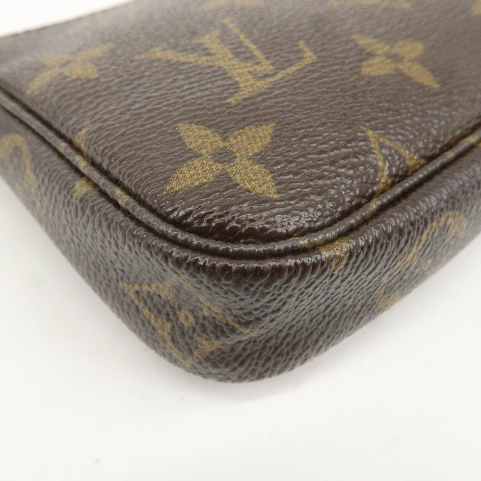 Louis Vuitton Monogram T&B Mini Pochette Accessoires Pouch M60153