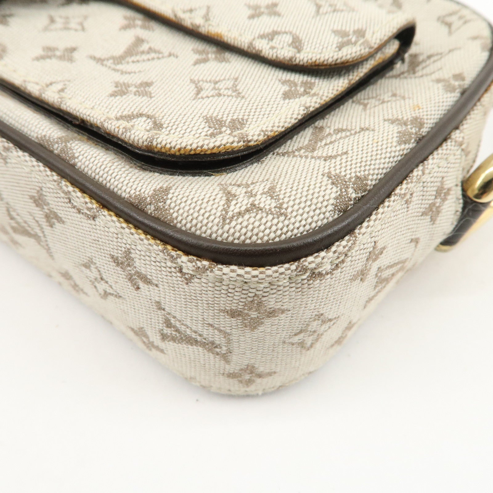 Louis Vuitton Monogram Mini Juliet Crossbody Bag Khaki M92218 Used