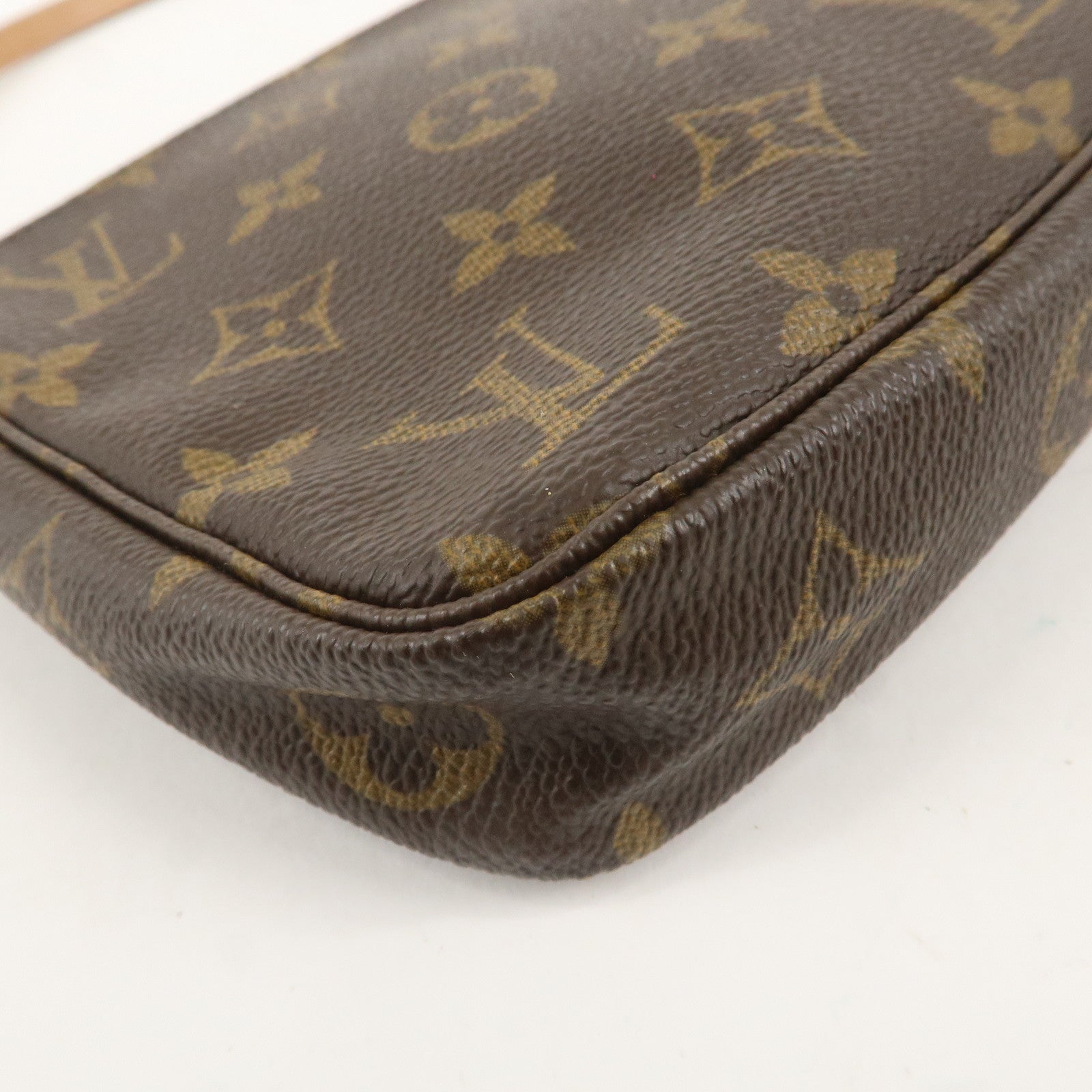 Louis Vuitton Monogram Pochette Accessoires Pouch M51980