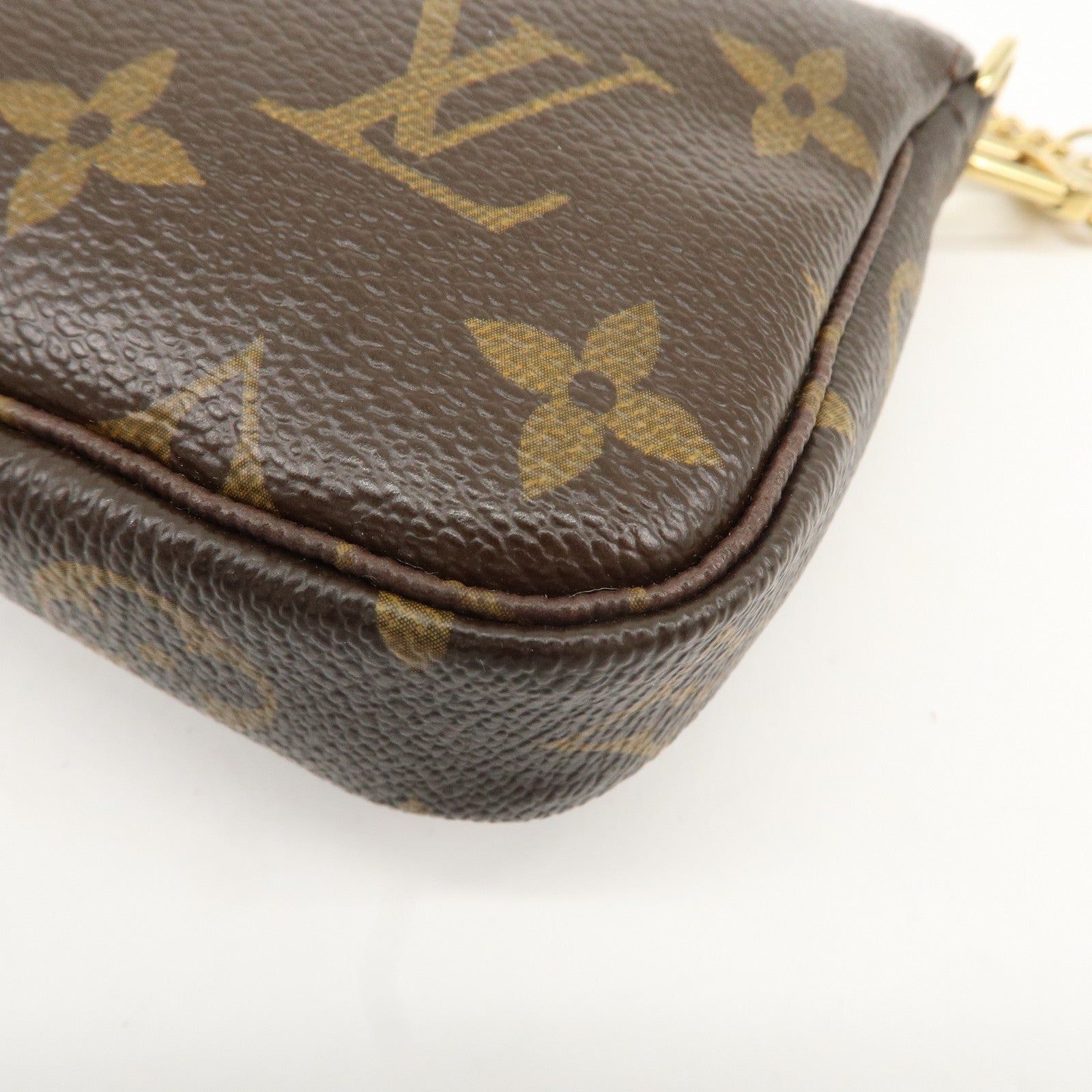 Louis Vuitton Monogram T&B Mini Pochette Accessoires Pouch M60153 Used