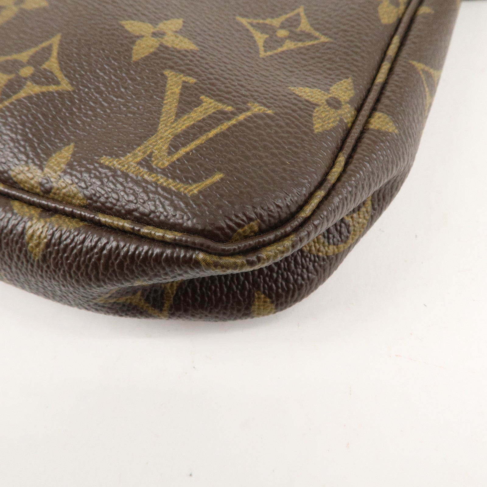 Louis Vuitton Monogram Pochette Accessoires Pouch M51980