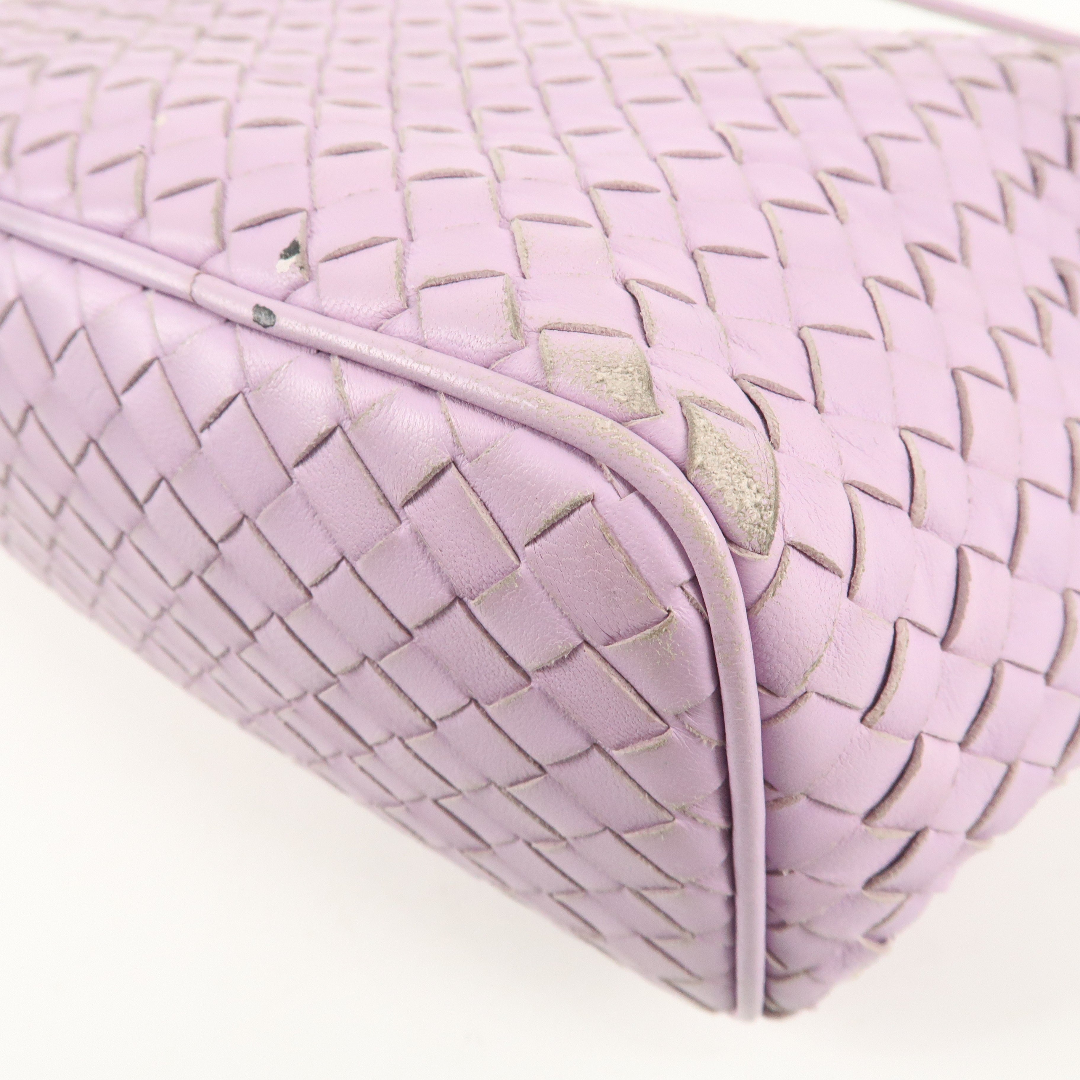 BOTTEGA VENETA Intrecciato Leather Shoulder Bag Lavender