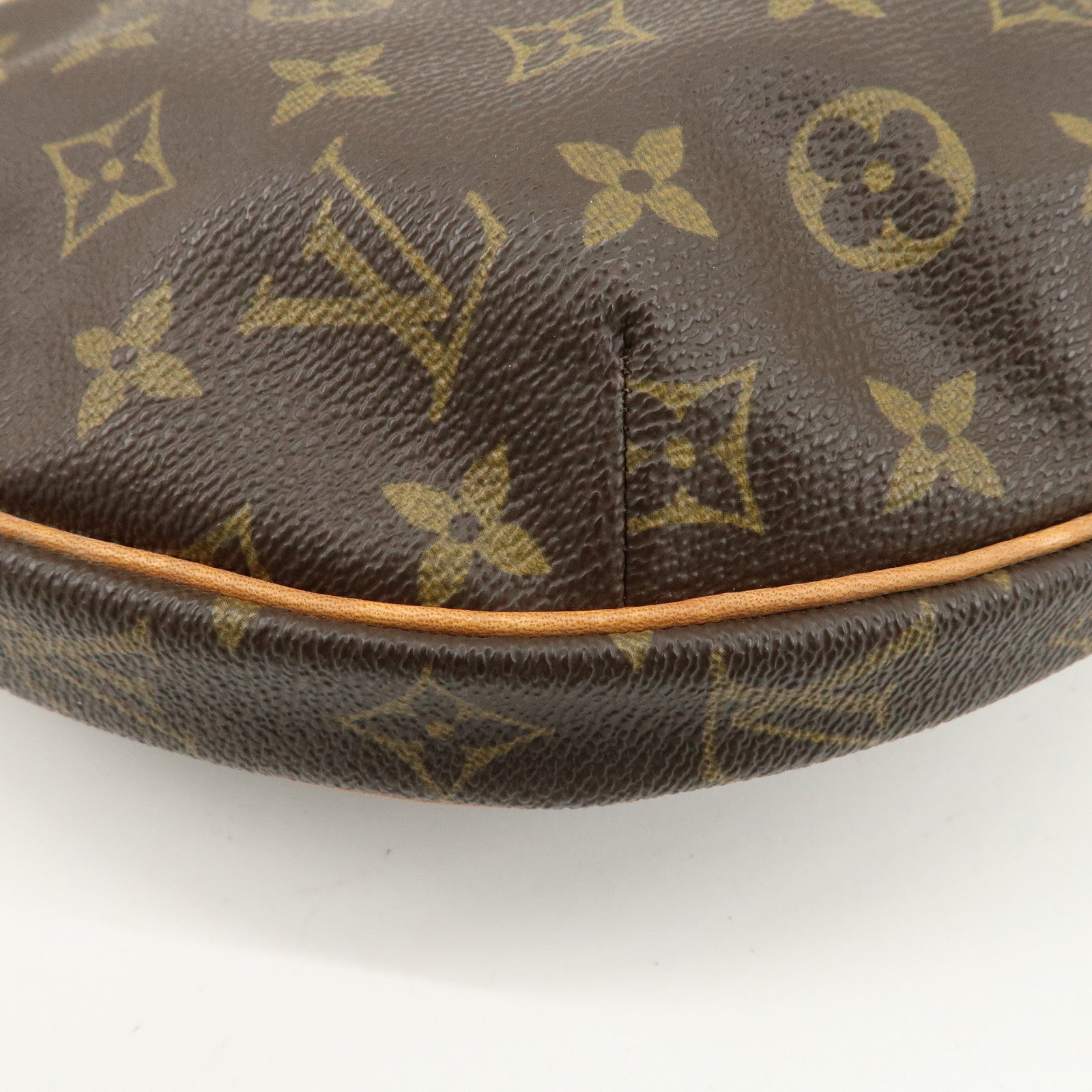 Louis Vuitton Monogram Croissant MM Hand Bag Shoulder Bag M51512