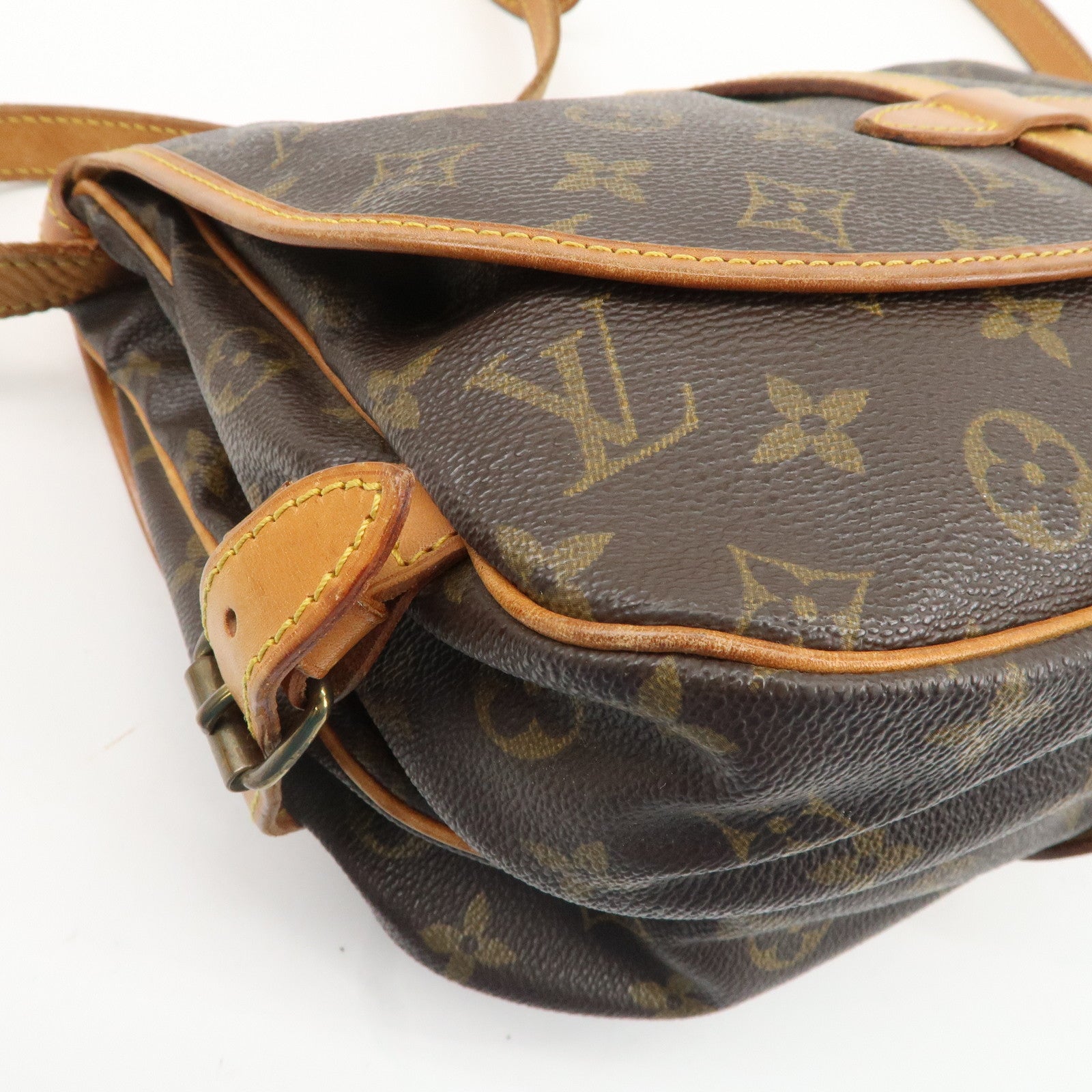 Louis Vuitton Monogram Saumur 30 Crossbody Bag Brown M42256 Used