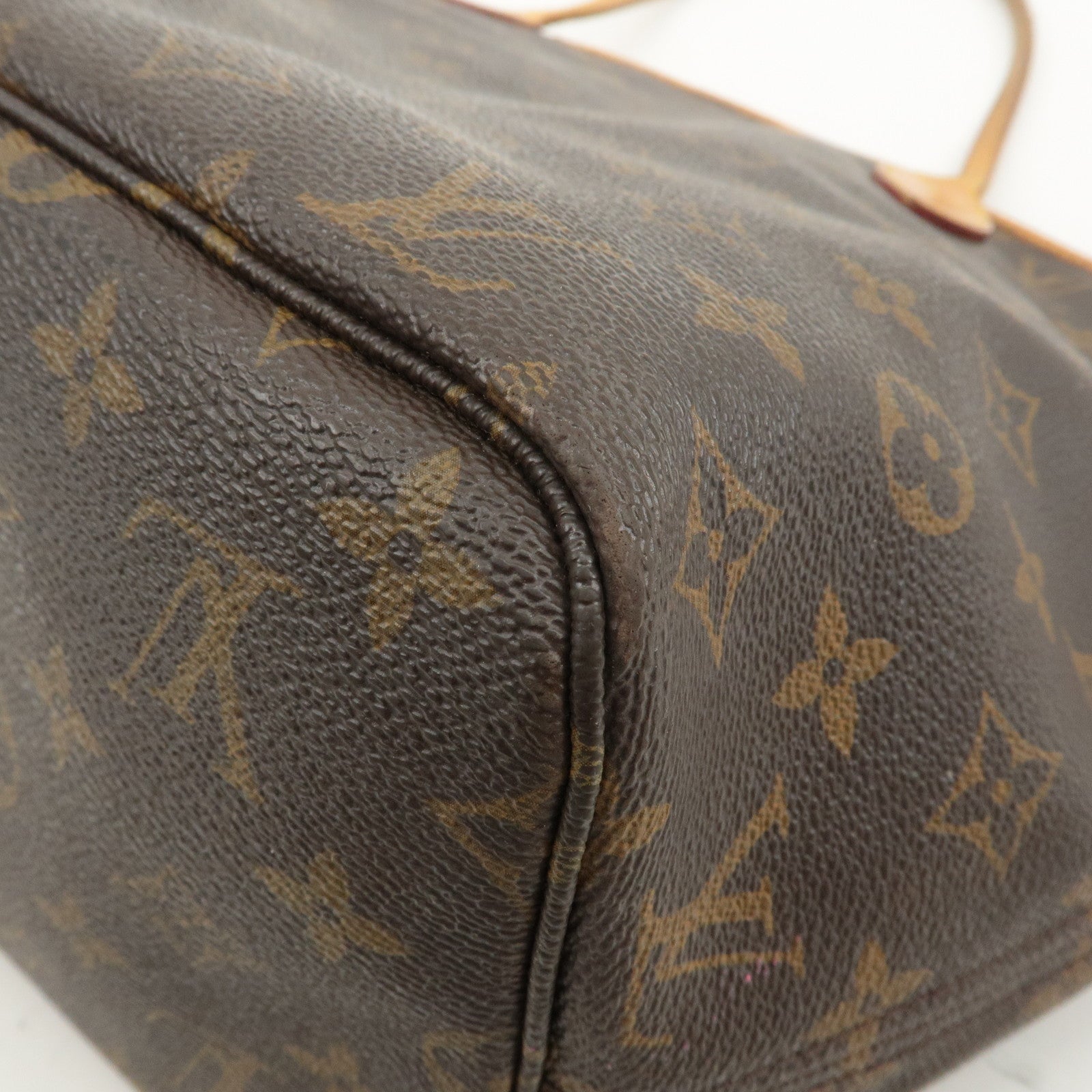 Louis Vuitton Monogram Neverfull MM Tote Bag Brown M40156