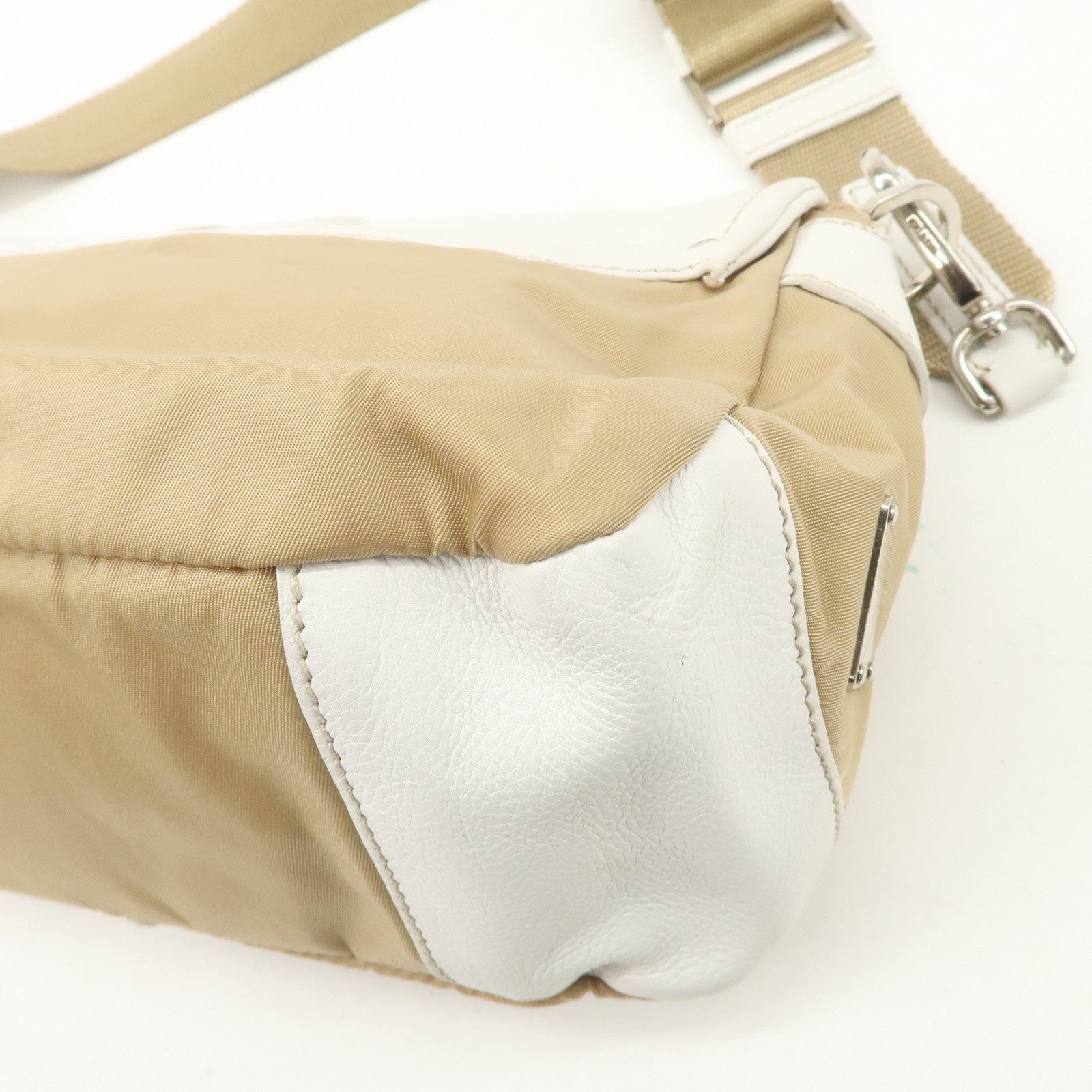 PRADA Nylon Leather Shoulder Bag Cross Body Bag White Beige BR2417 Used