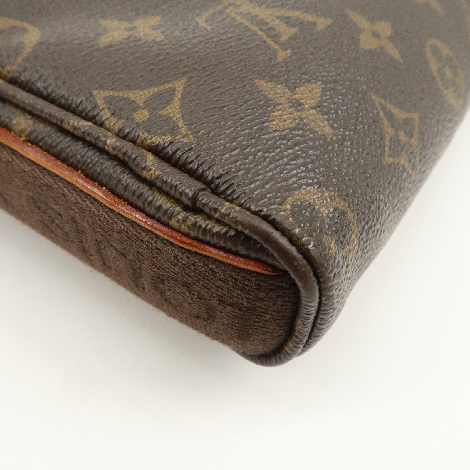 Louis Vuitton Monogram Trotteur Beaubourg Shoulder Bag M97037