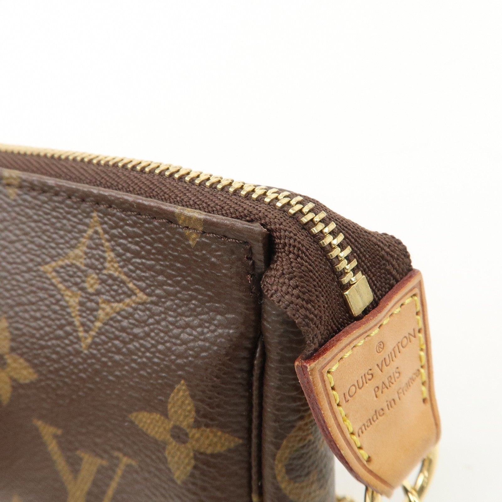 Louis Vuitton Monogram Mini Pochette Accessoires Pouch M58009