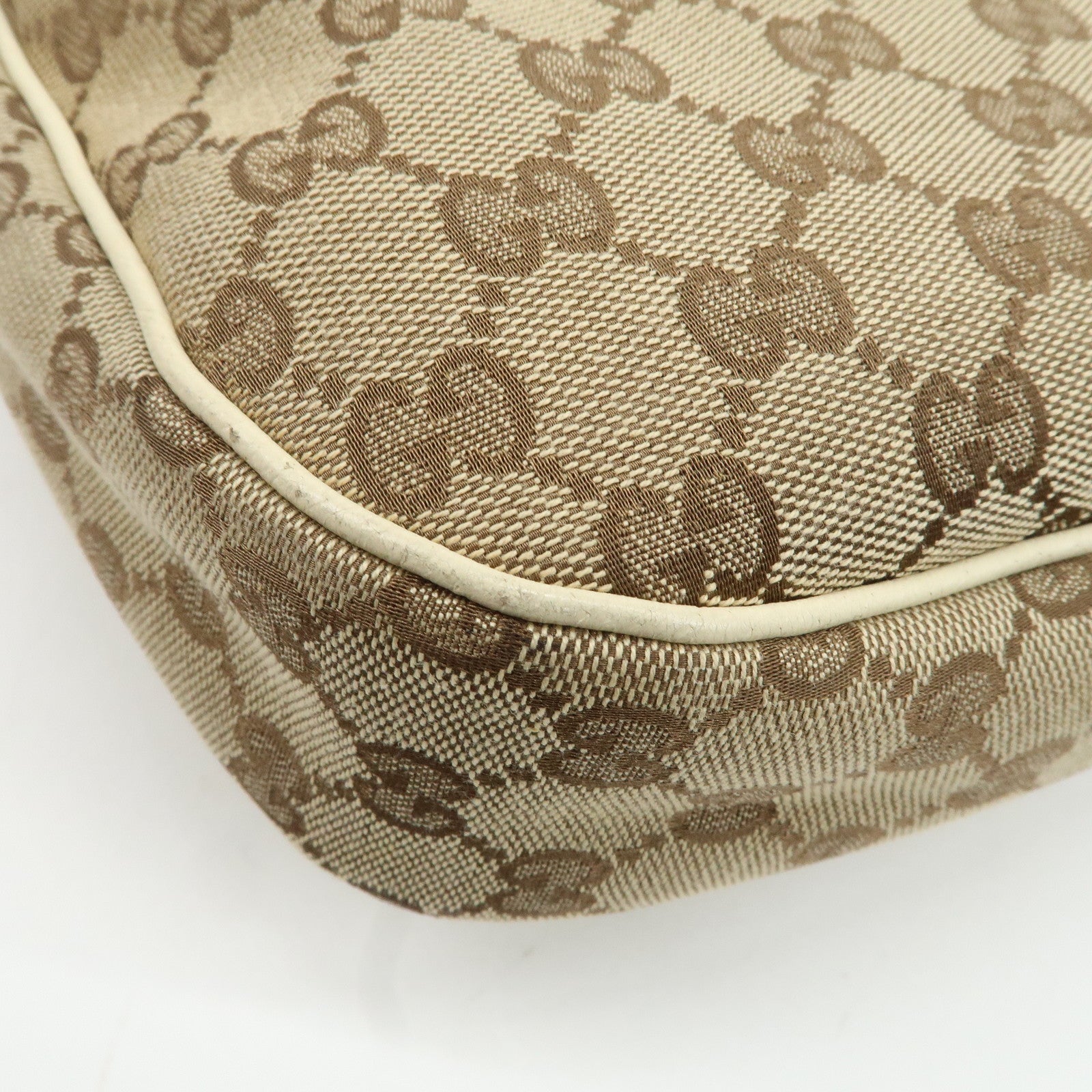 GUCCI GG Canvas Leather Shoulder Bag Beige Ivory 153010