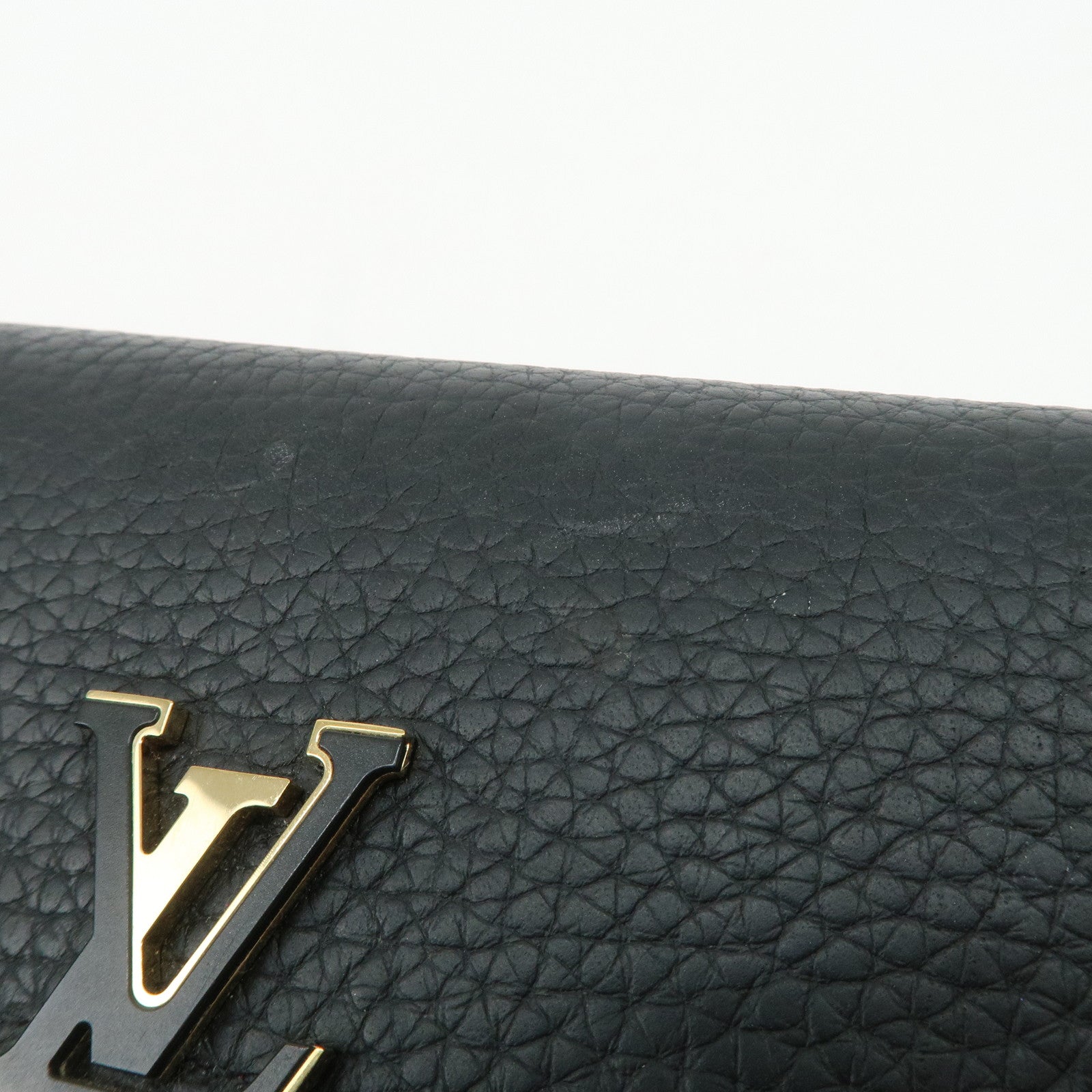 Louis Vuitton Portefeuille Capucines Compact Wallet M62157