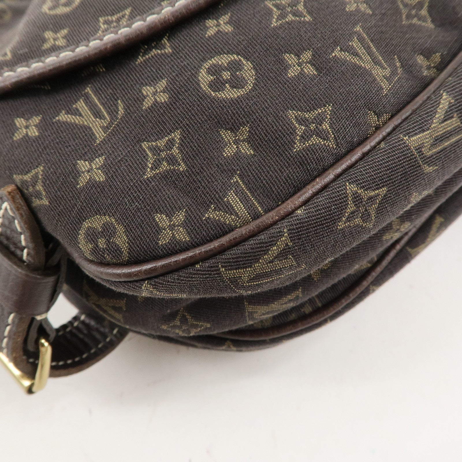 Louis Vuitton Monogram Mini Lin Saumur 30 Ebene Brown M95227