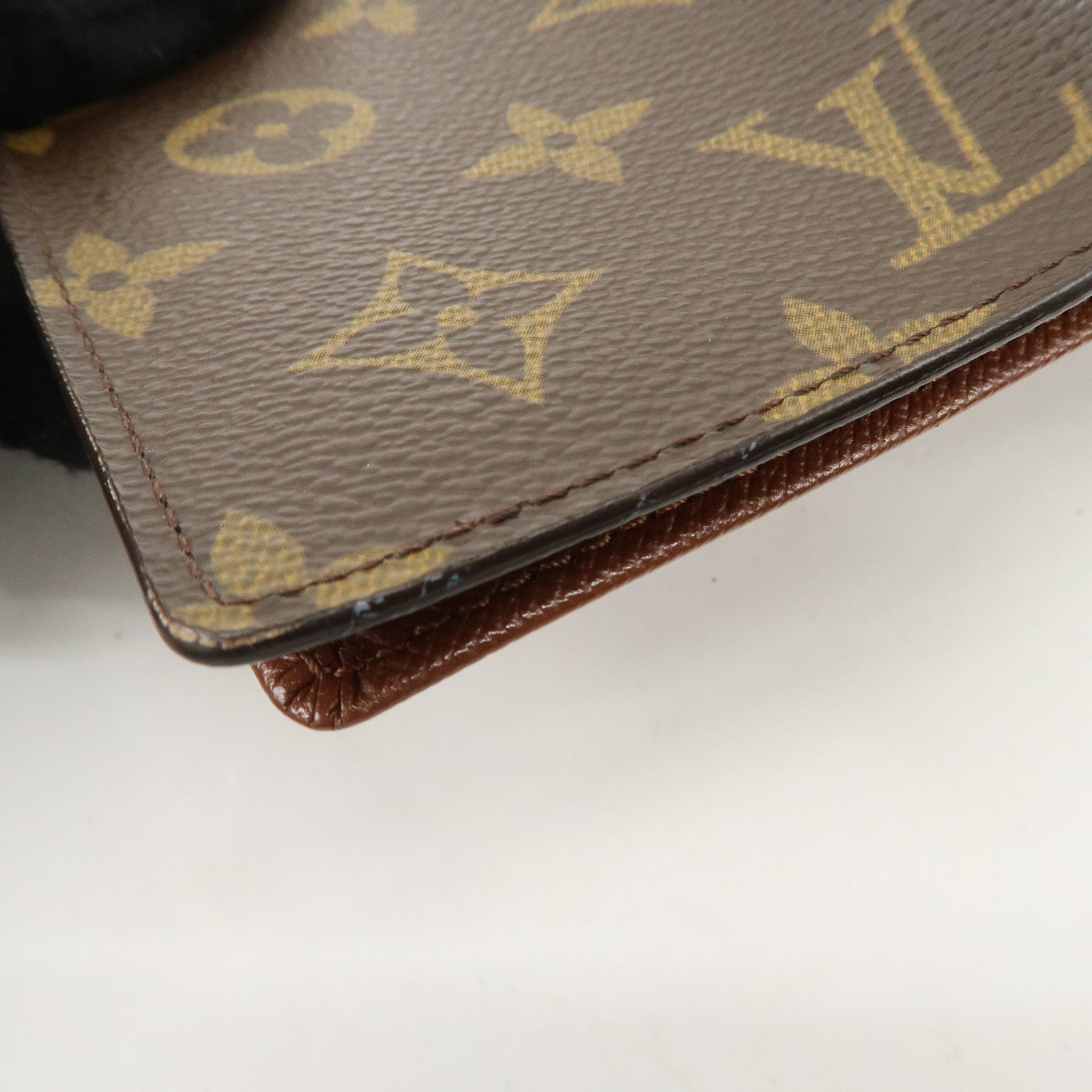 Louis Vuitton Monogram Tri- Fold Card Case Brown M61731