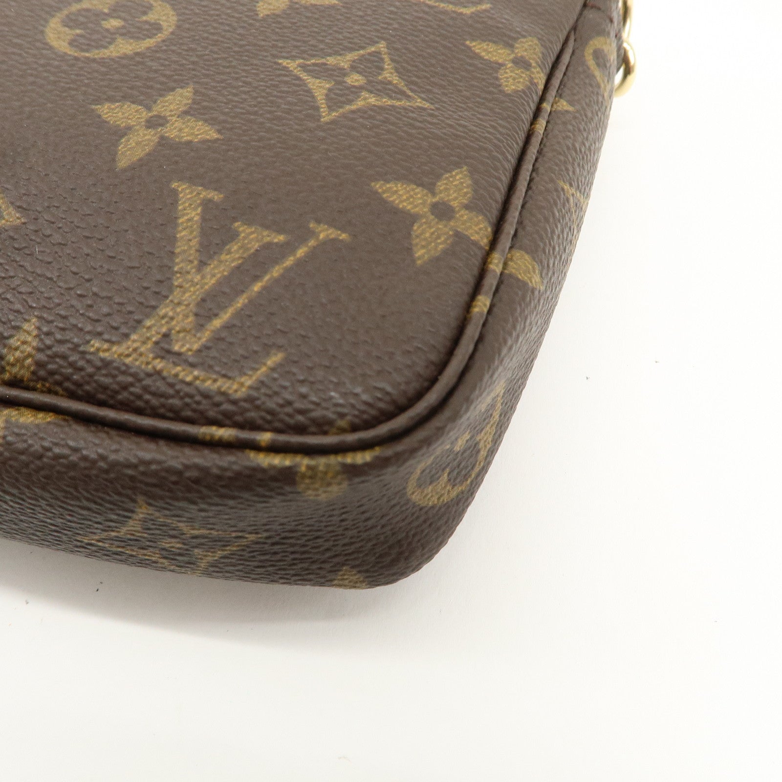 Louis Vuitton Monogram Pochette Accessoires Pouch M51980