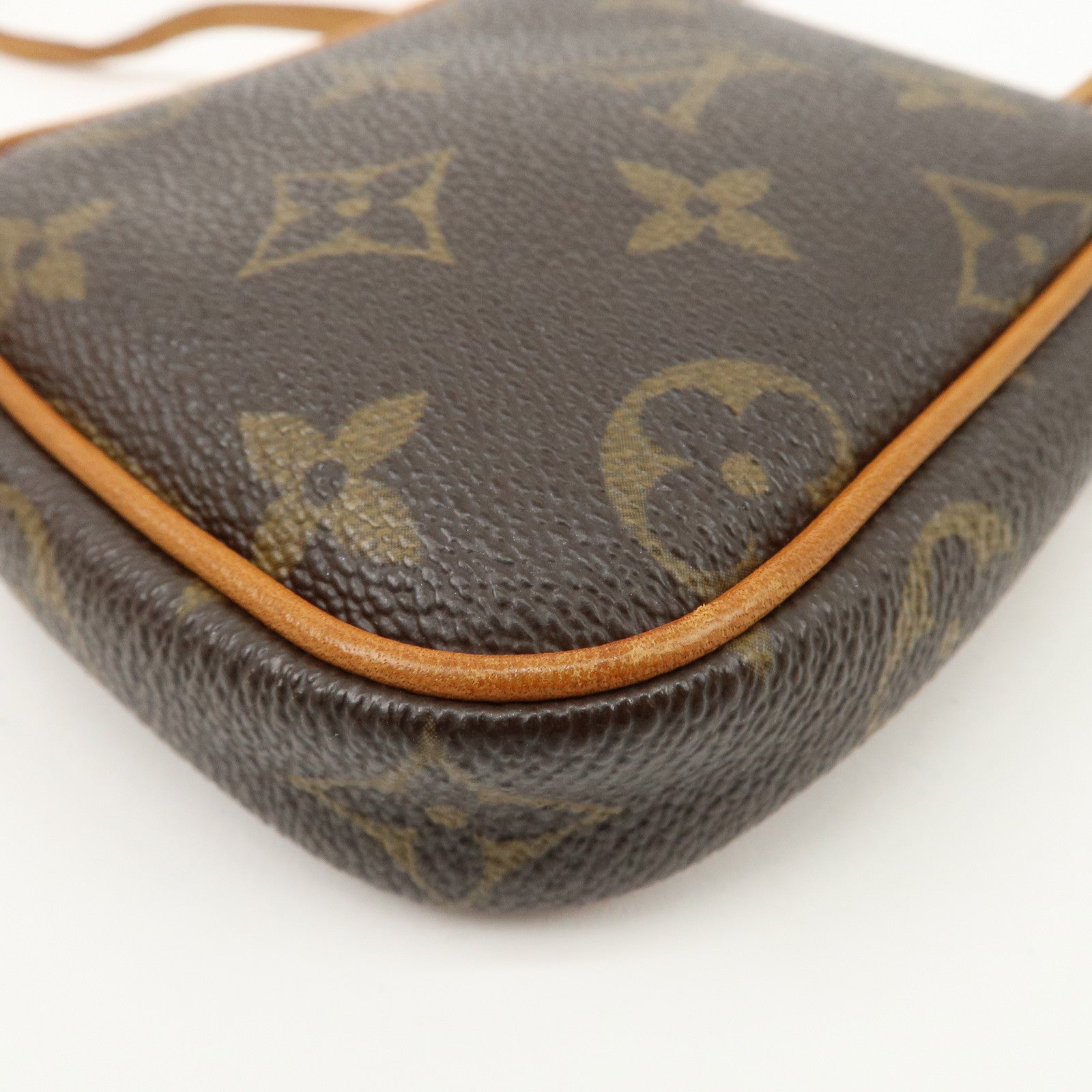 Louis Vuitton Monogram Pochette Cancun Shoulder Bag Pouch M60018 Used