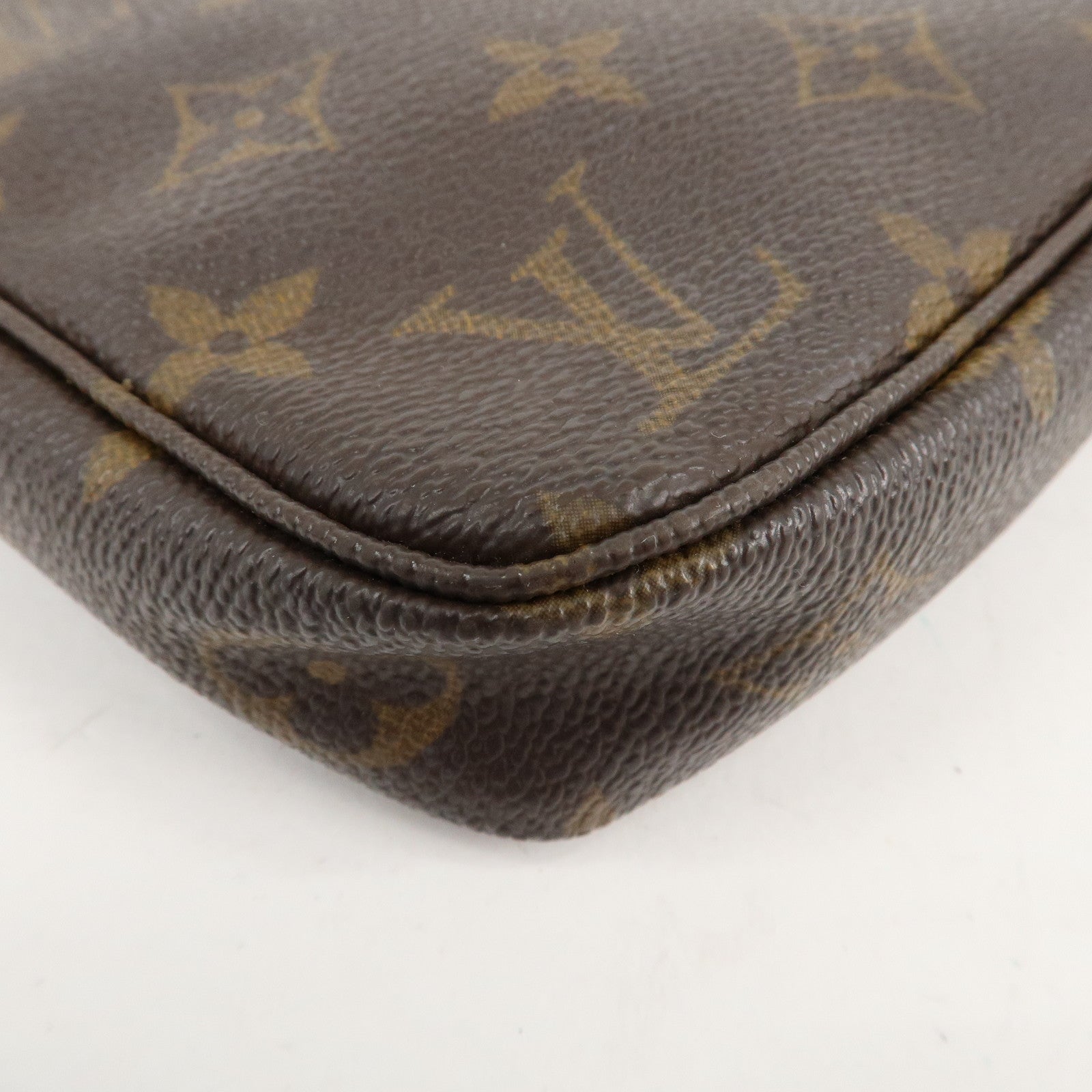 Louis Vuitton Monogram Pochette Accessoires Pouch M51980