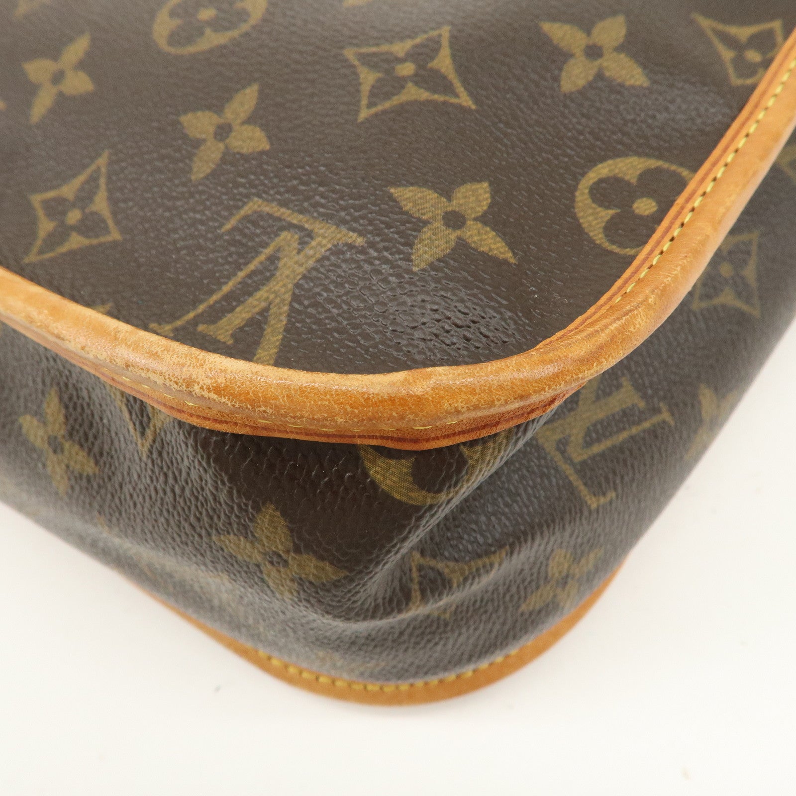 Louis Vuitton Monogram Messenger Bosphore GM Shoulder Bag M40105