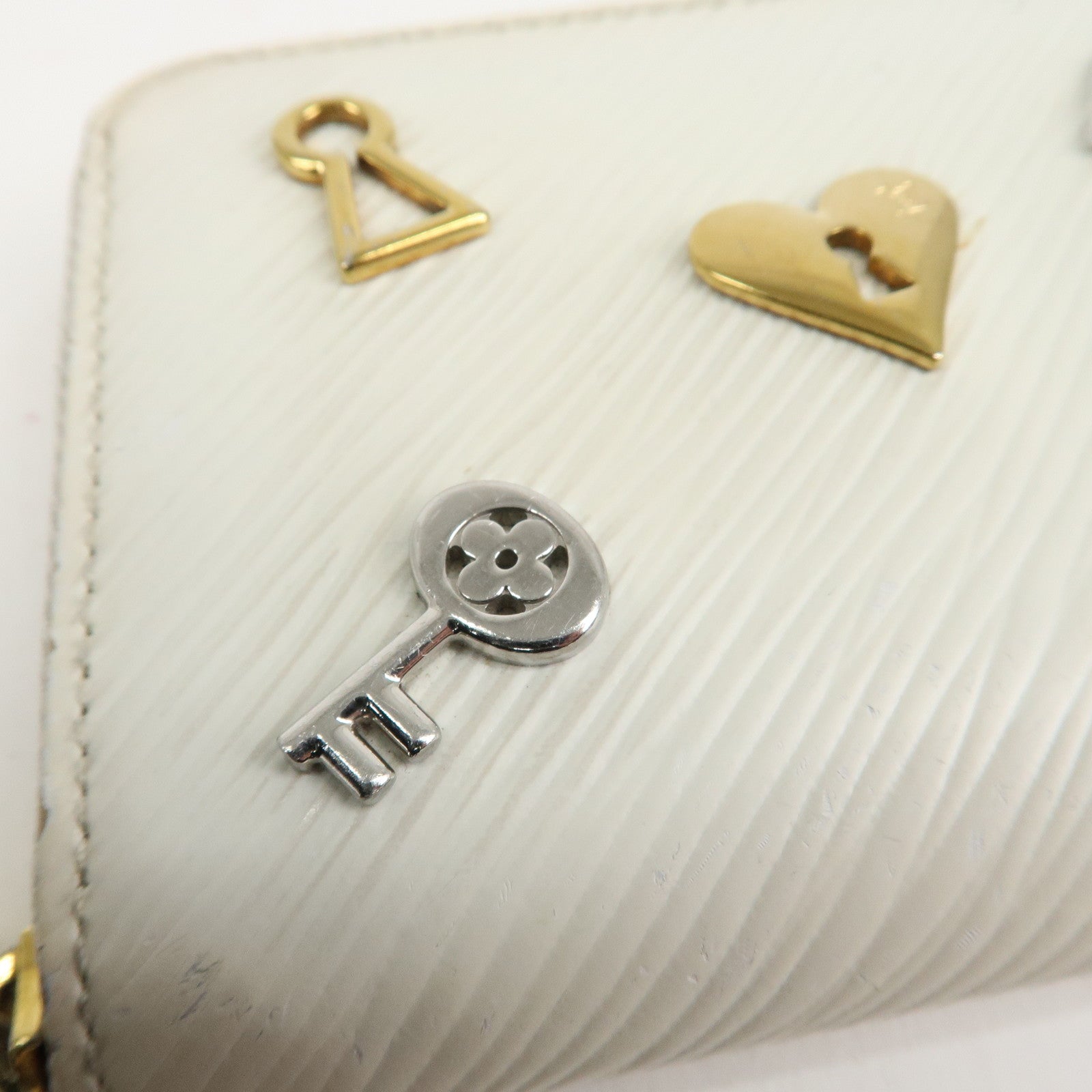 Louis Vuitton Epi Love Lock Zippy Coin Purse Blanc M63994 Used