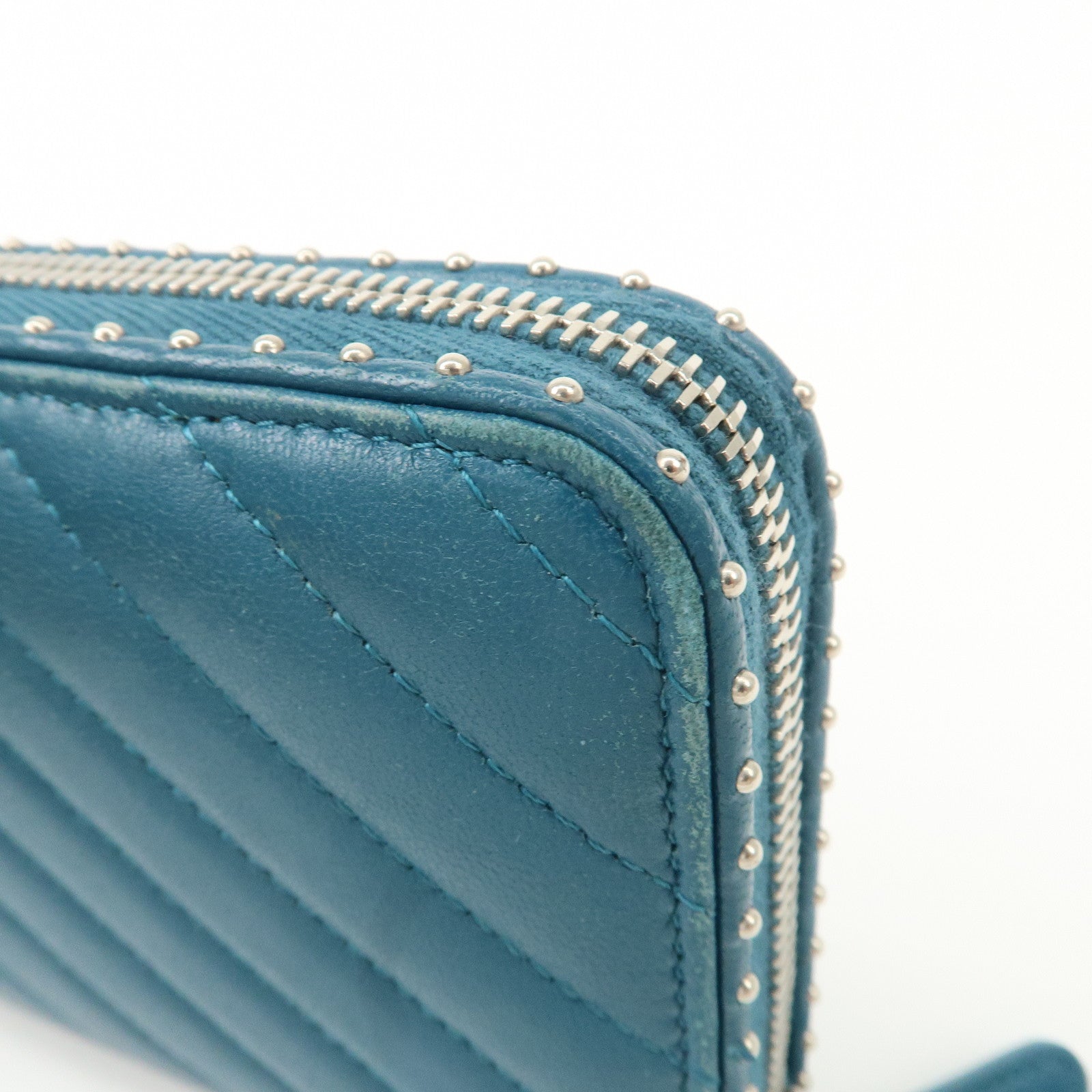 CHANEL V Stich Lamb Skin Coco Mark Studs Long Wallet Blue A50097 Used