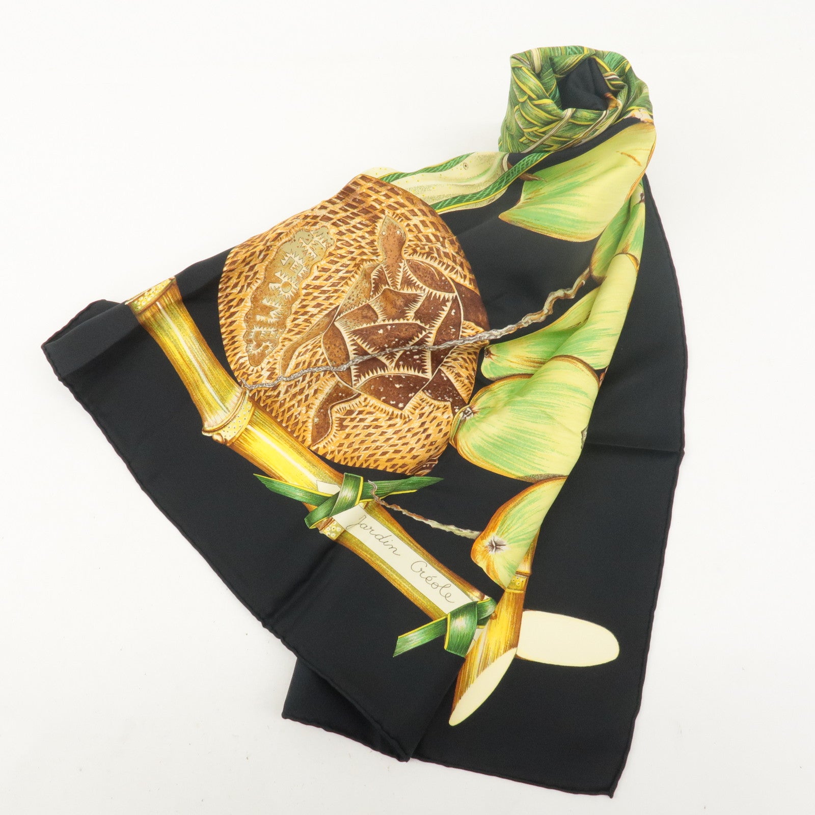 HERMES Carre 90 100% Silk Scarf Jardin Creole Creole Paradise